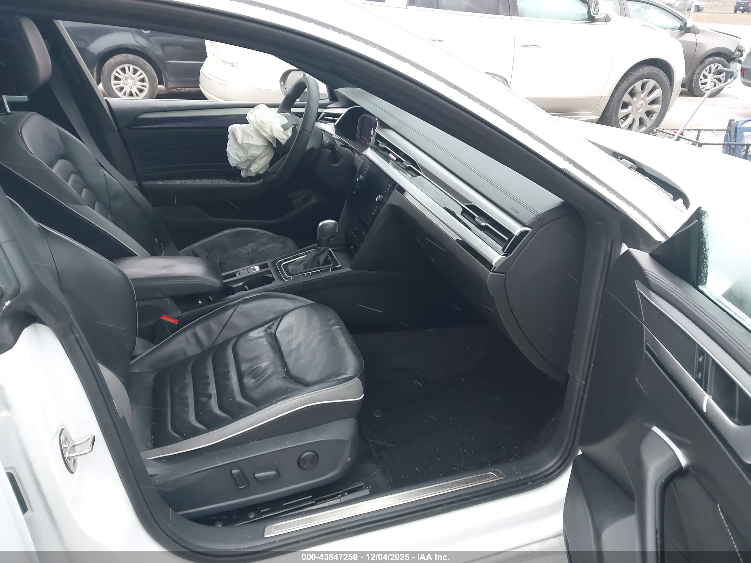 VOLKSWAGEN ARTEON image 5