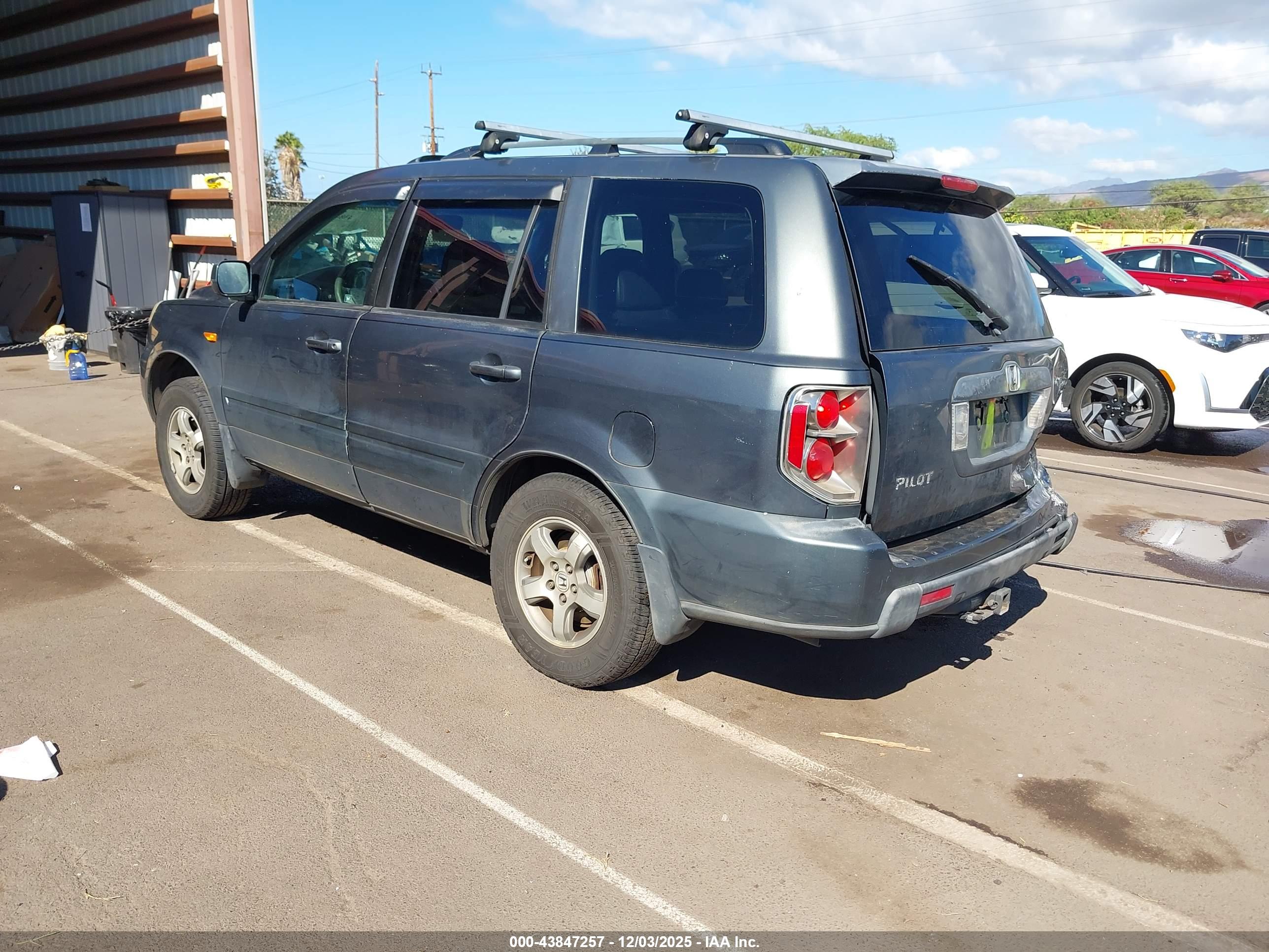 HONDA PILOT image 3