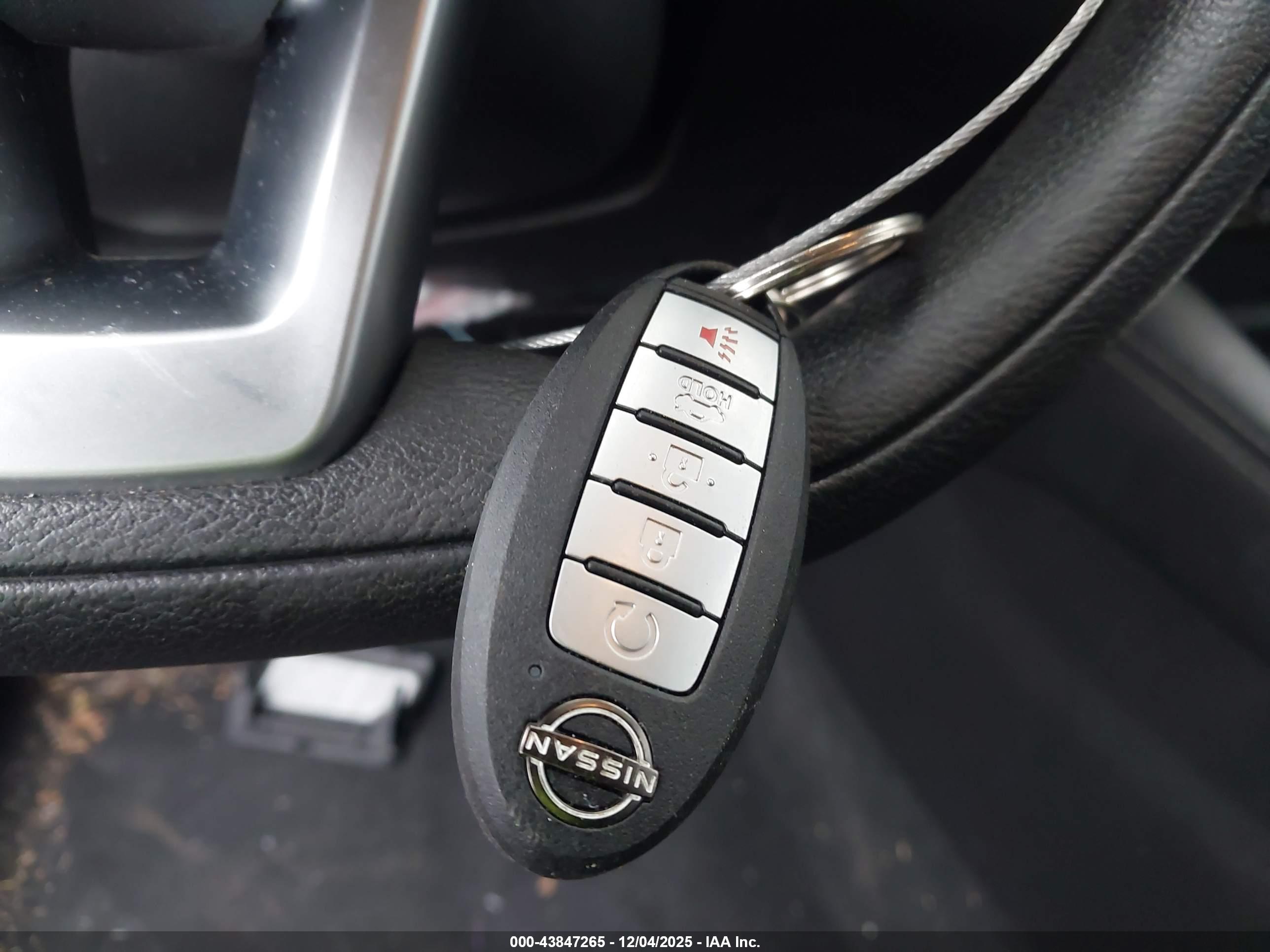 NISSAN ALTIMA image 11