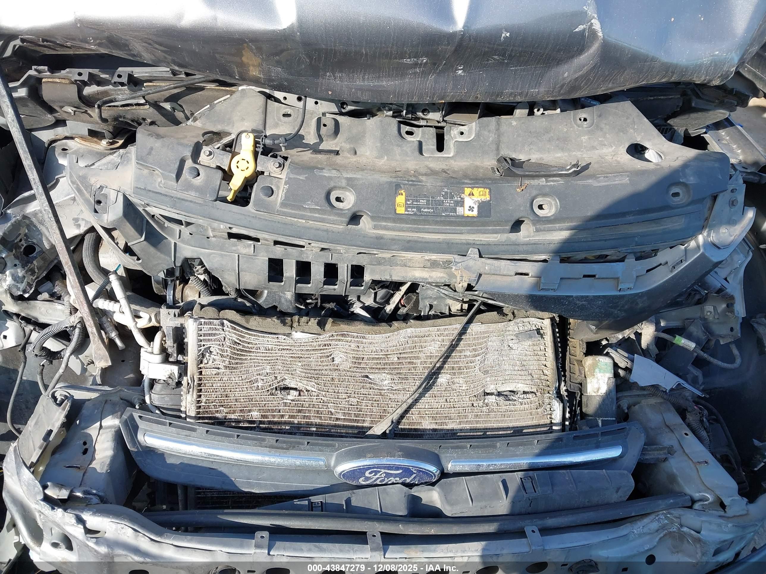 FORD ESCAPE image 10