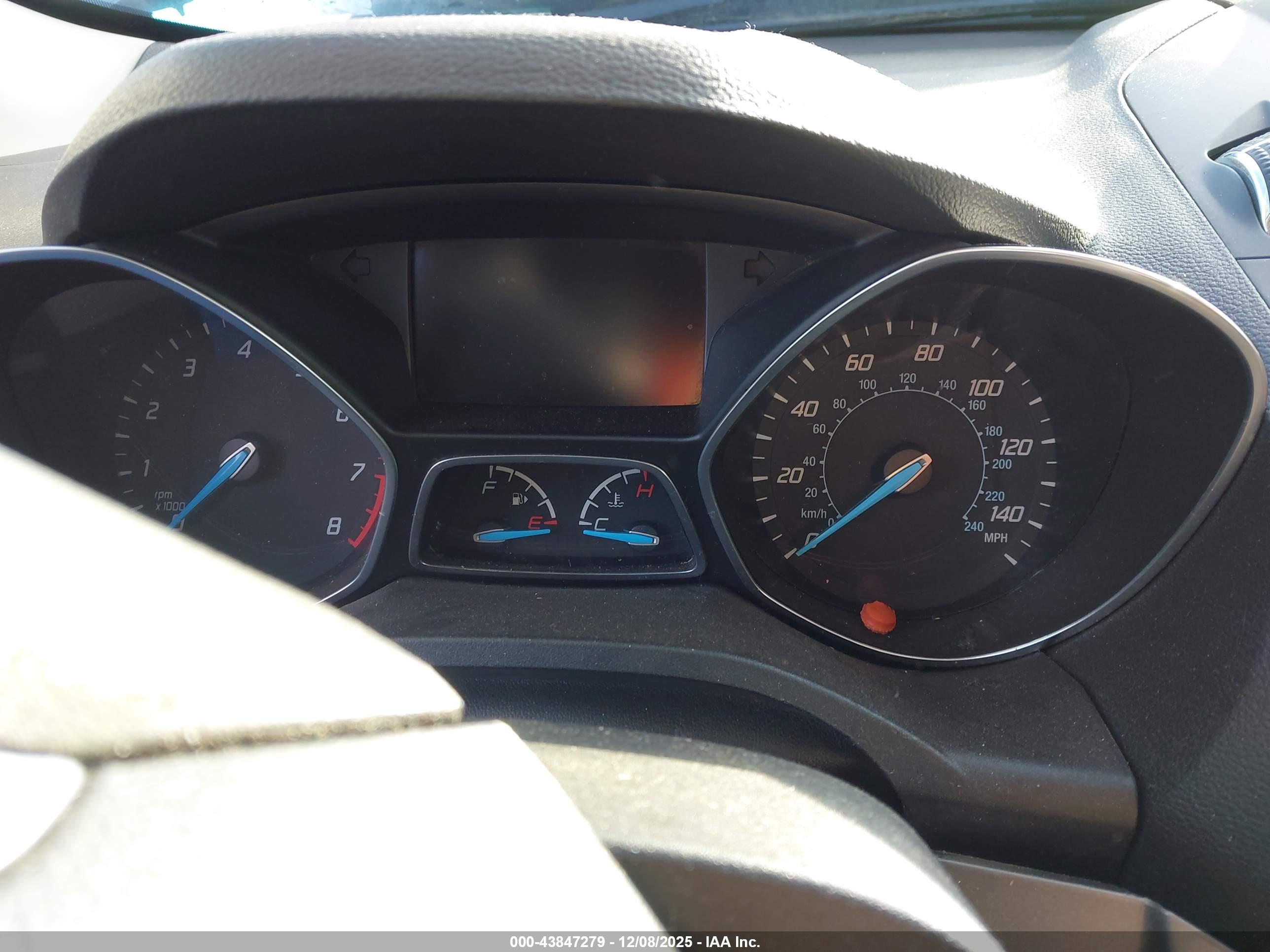 FORD ESCAPE image 7