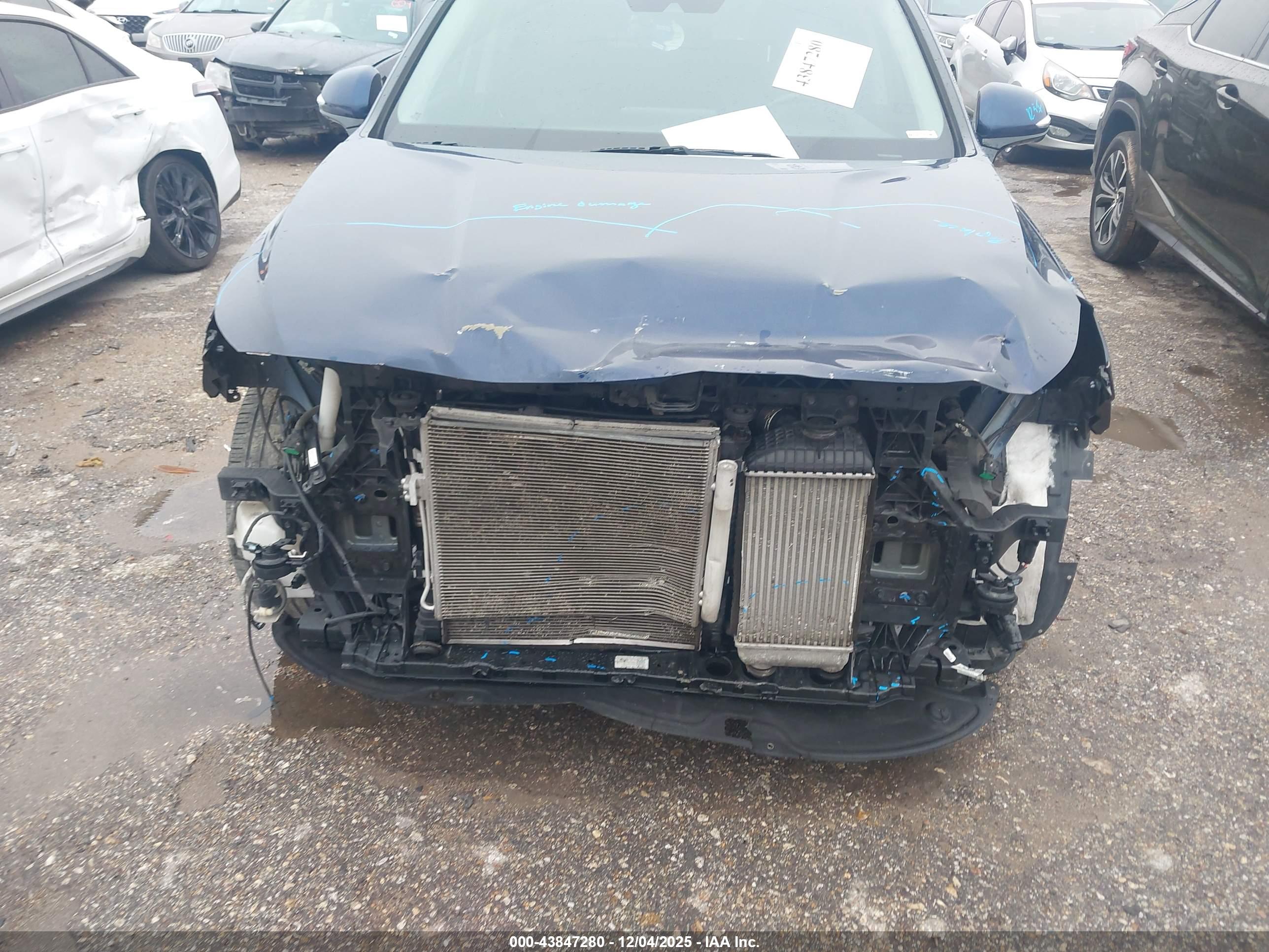 HYUNDAI SANTA image 6