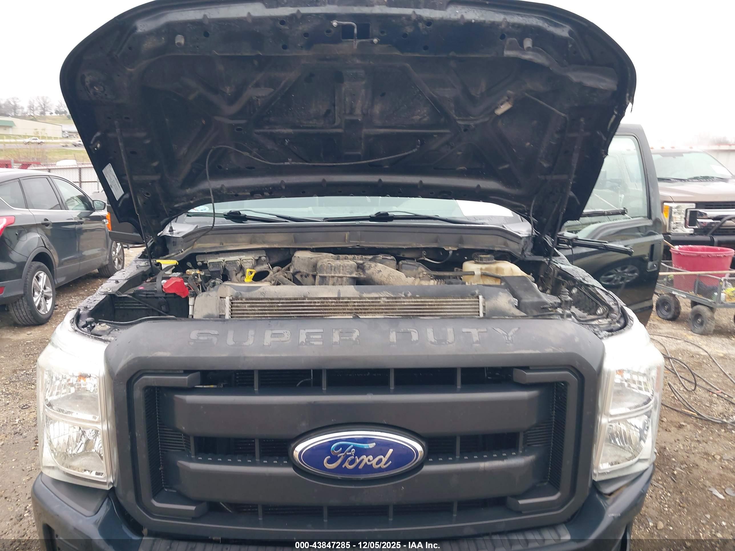 FORD F-350 image 10