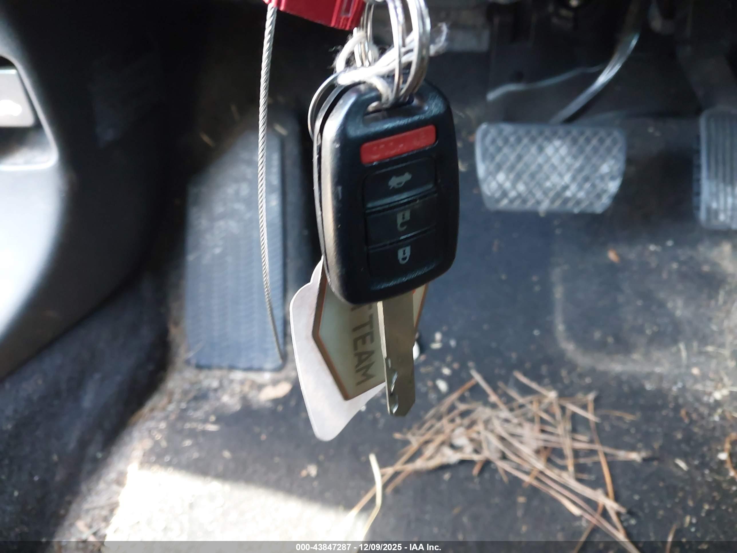 HONDA CIVIC image 11