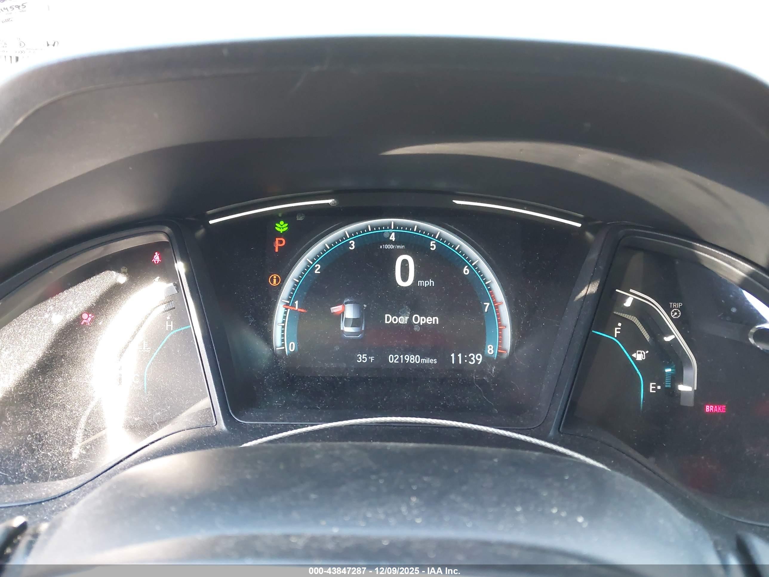 HONDA CIVIC image 7