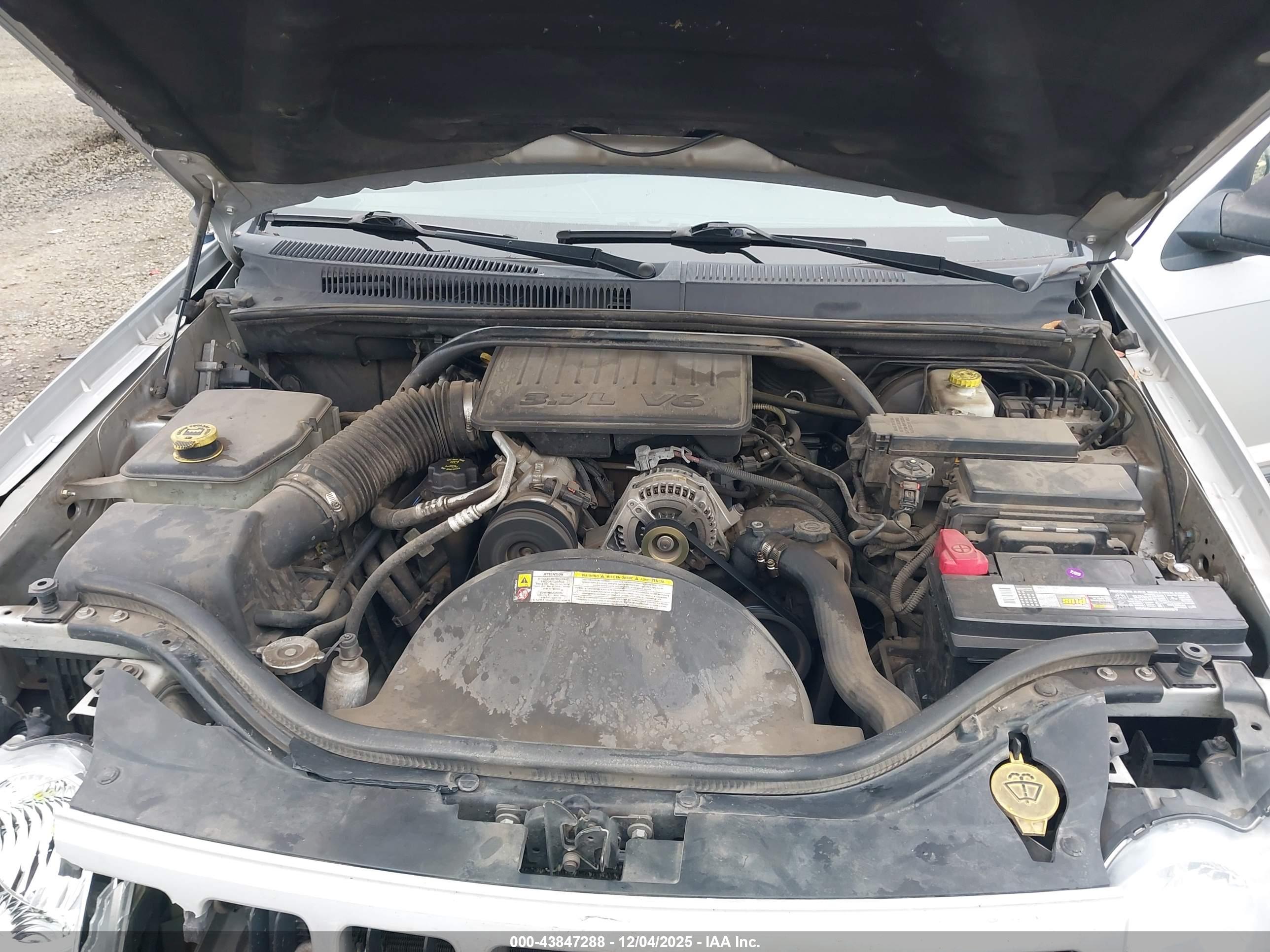 JEEP GRAND image 10