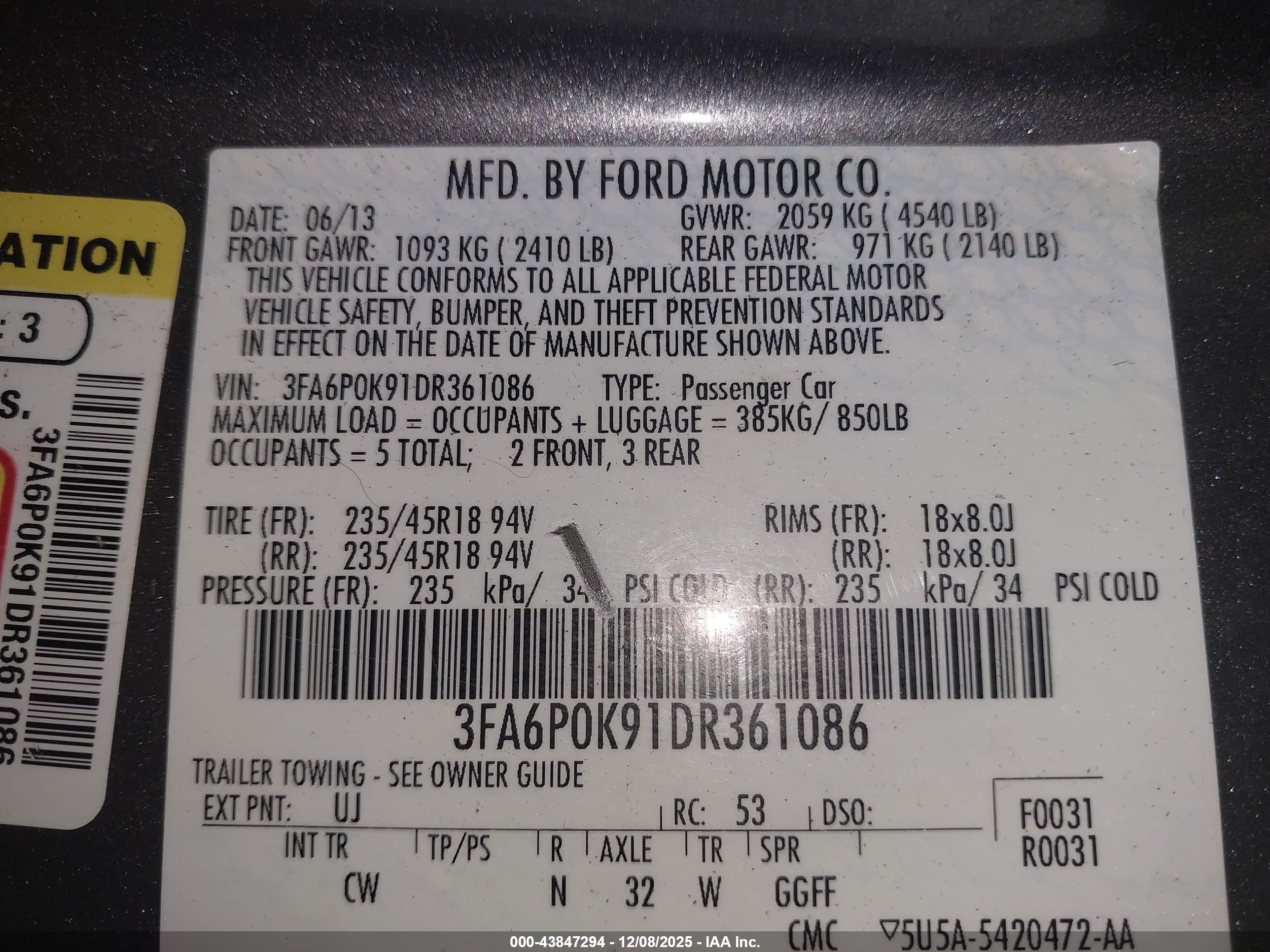 FORD FUSION image 9