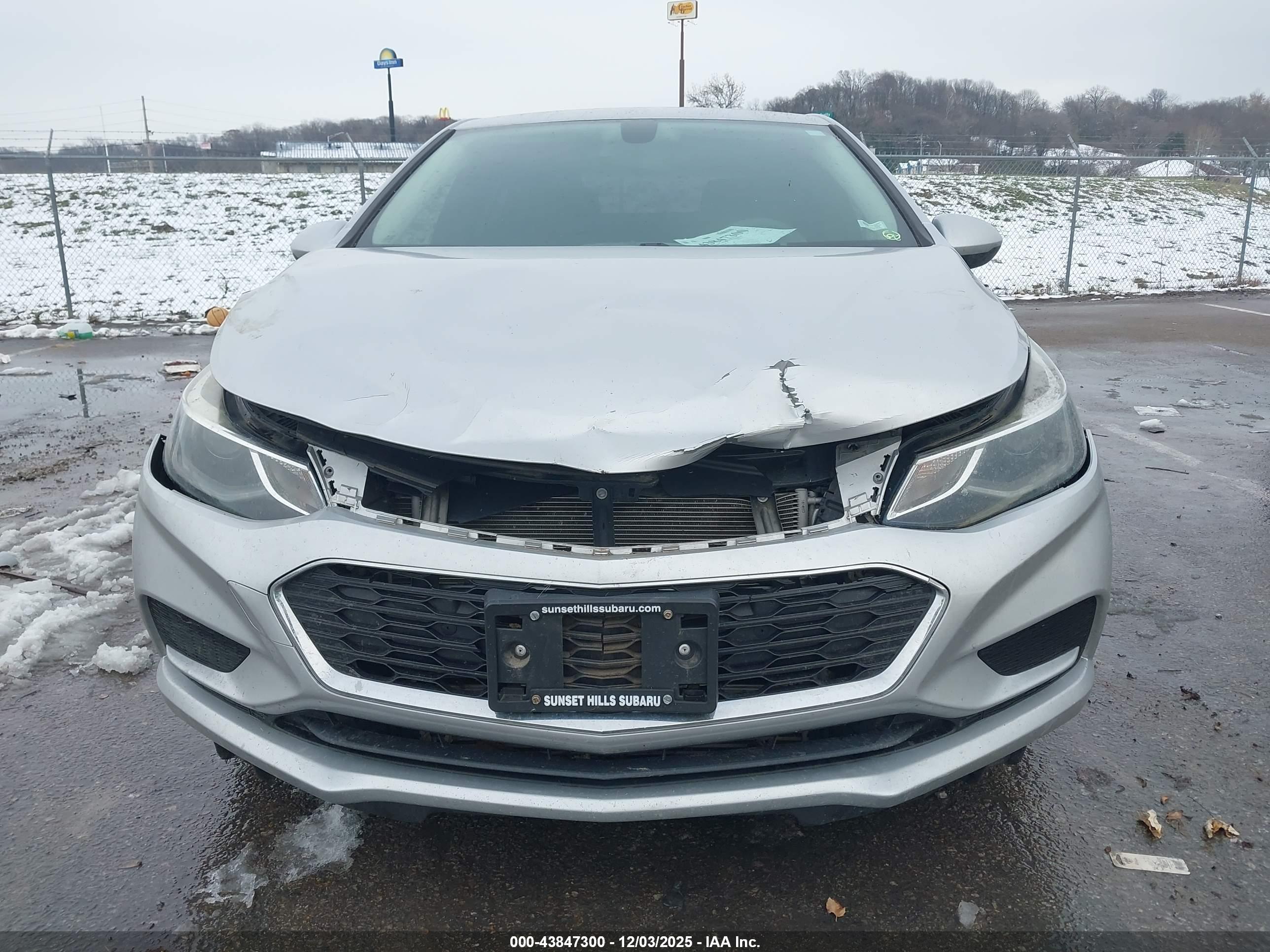 CHEVROLET CRUZE image 6