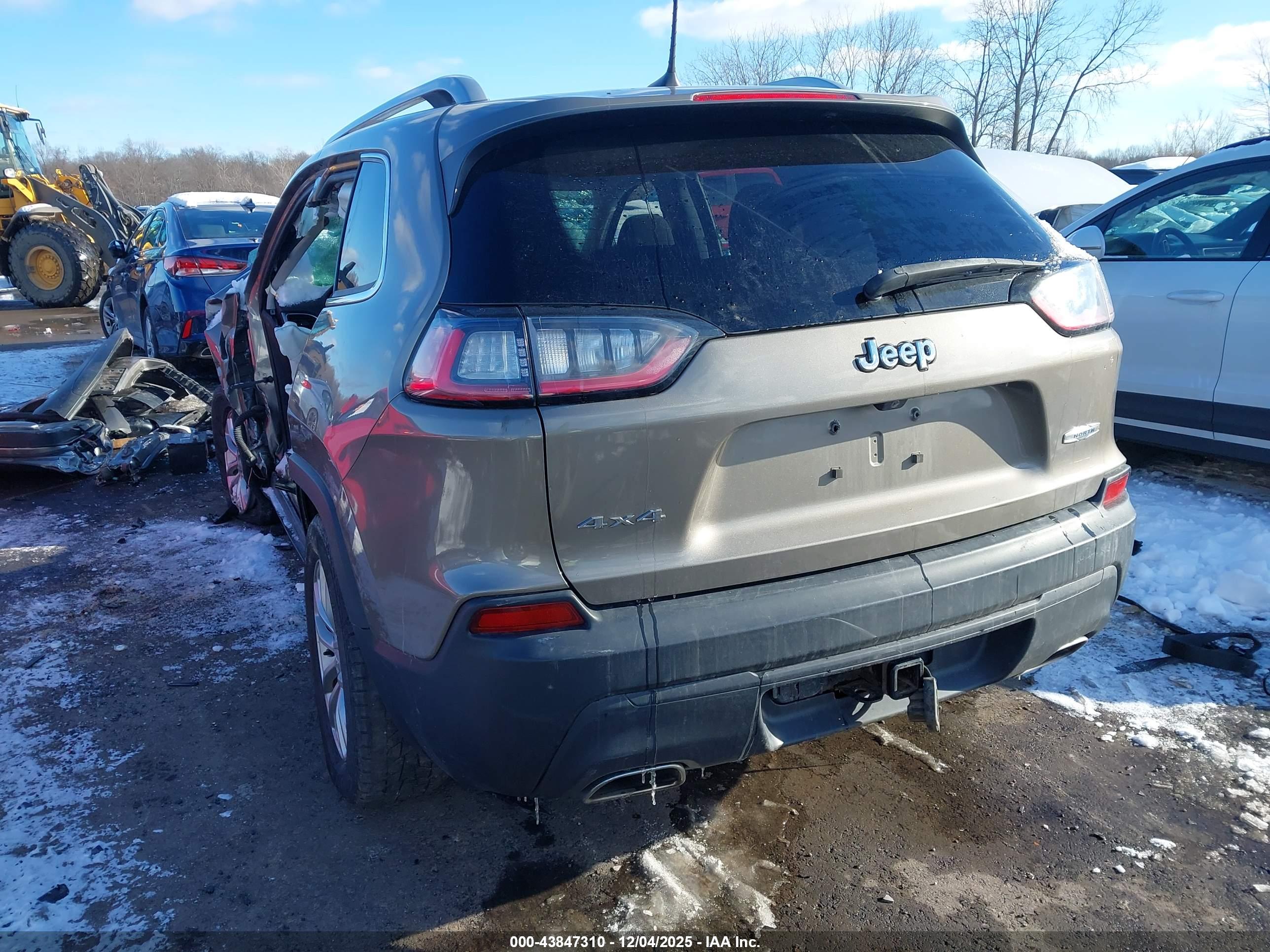 JEEP CHEROKEE image 3