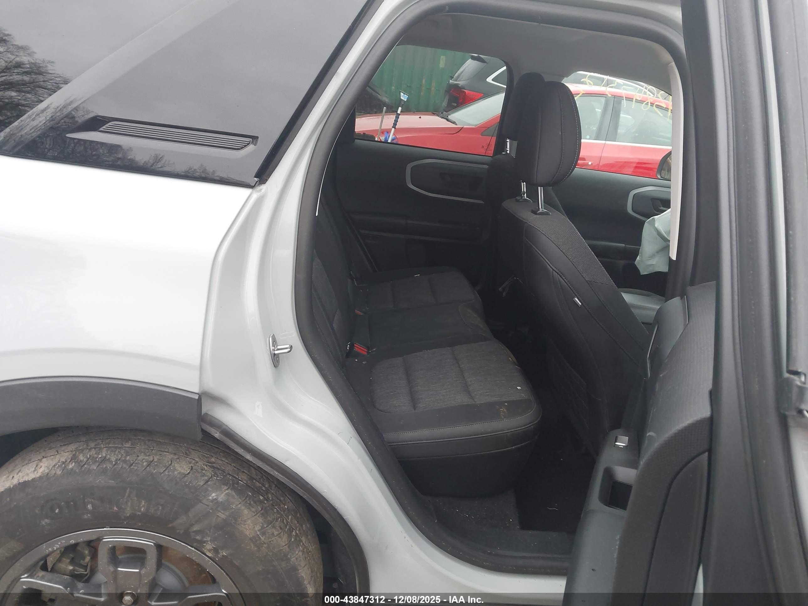 FORD BRONCO image 8
