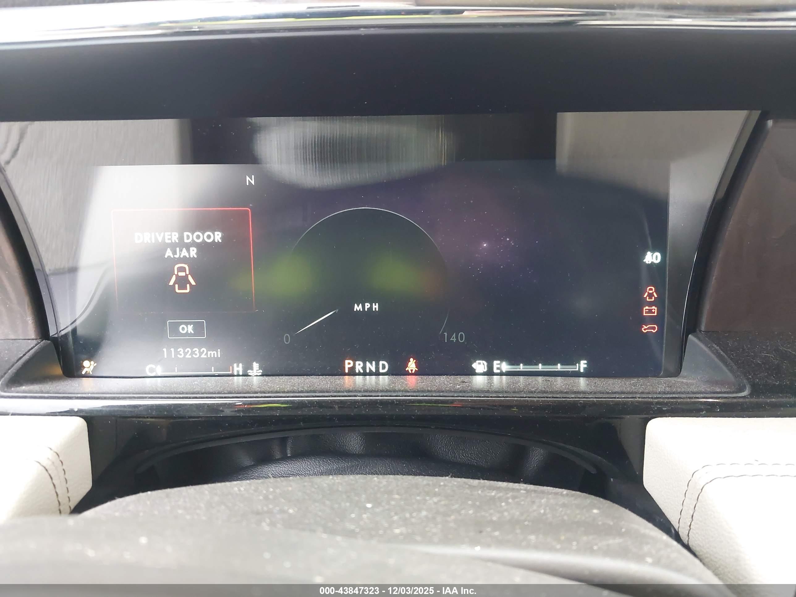 LINCOLN NAVIGATOR image 7