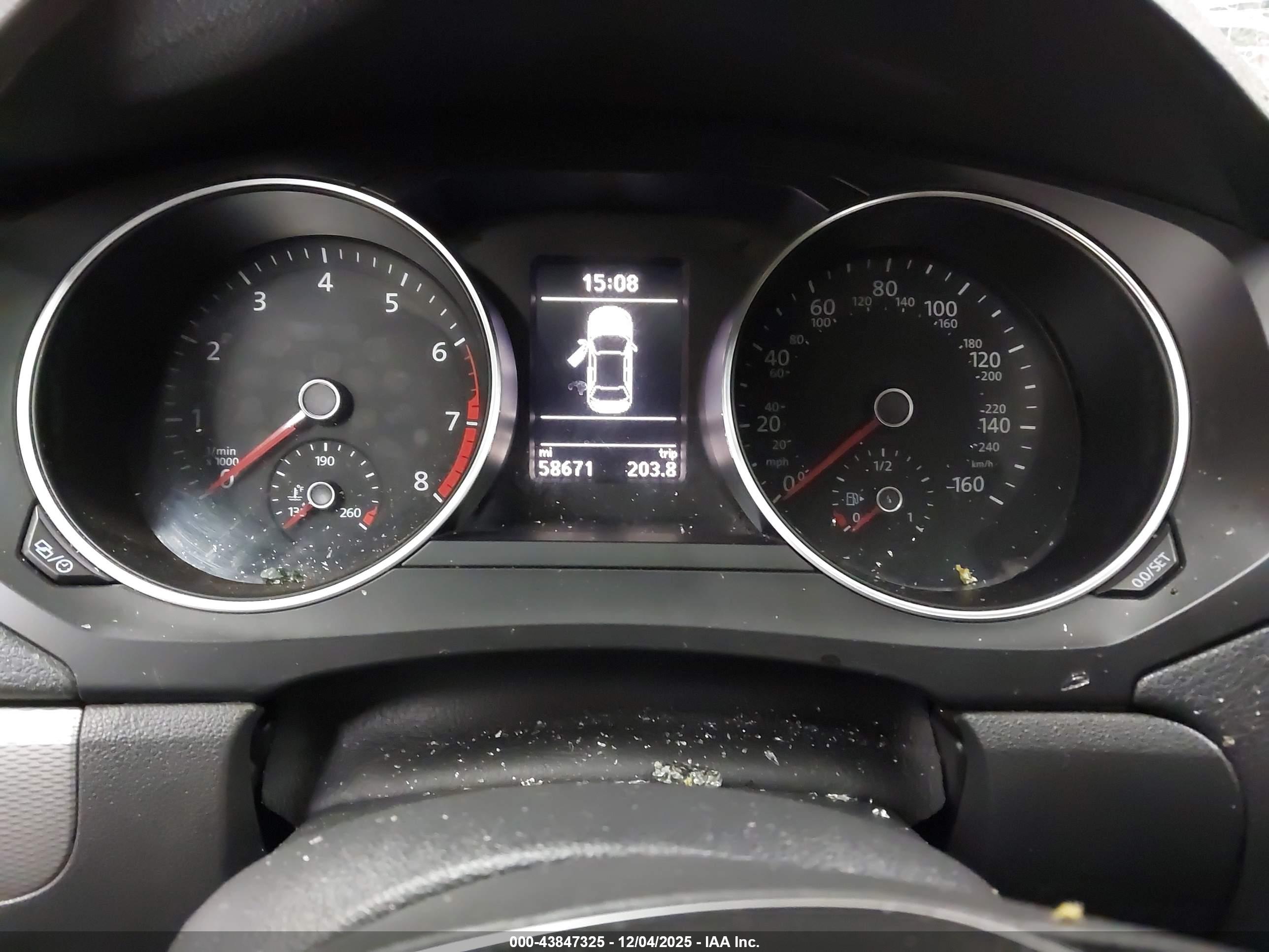 VOLKSWAGEN JETTA image 7