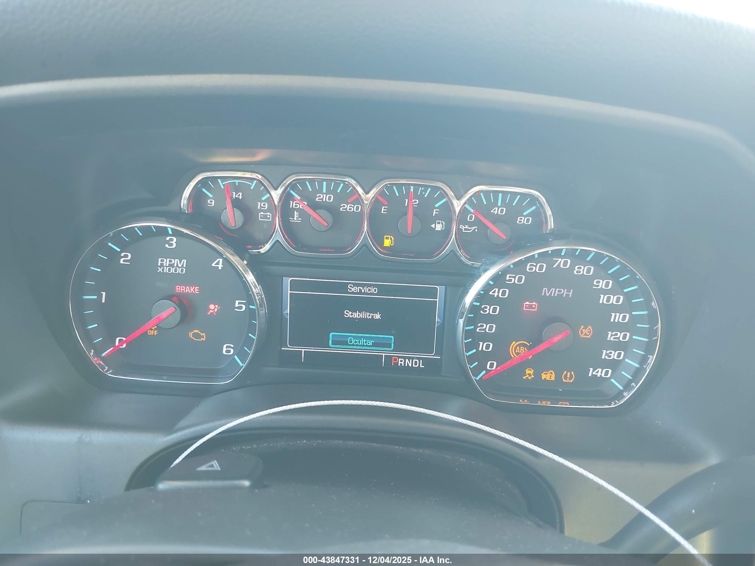 CHEVROLET SILVERADO image 7