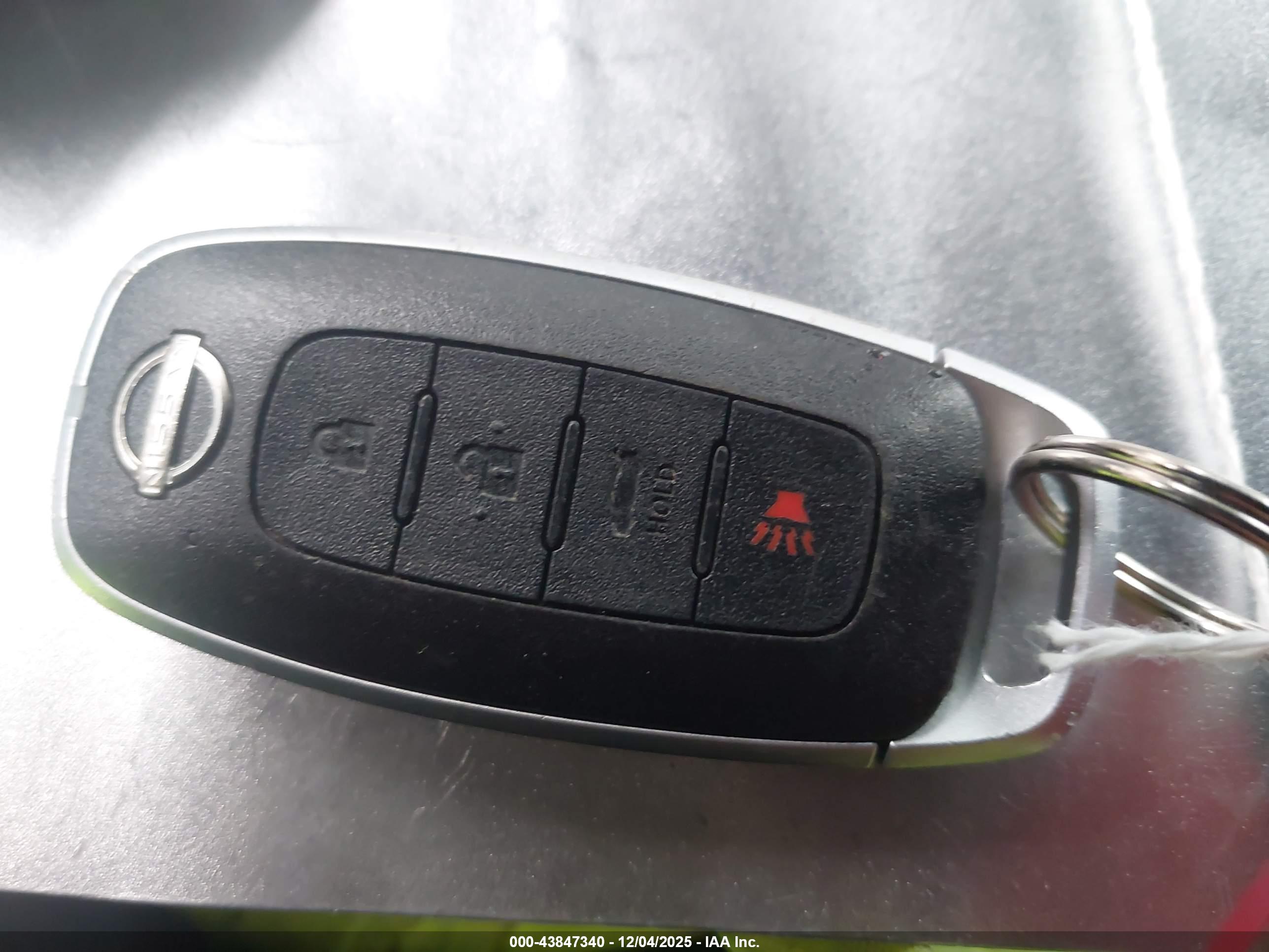NISSAN SENTRA image 11