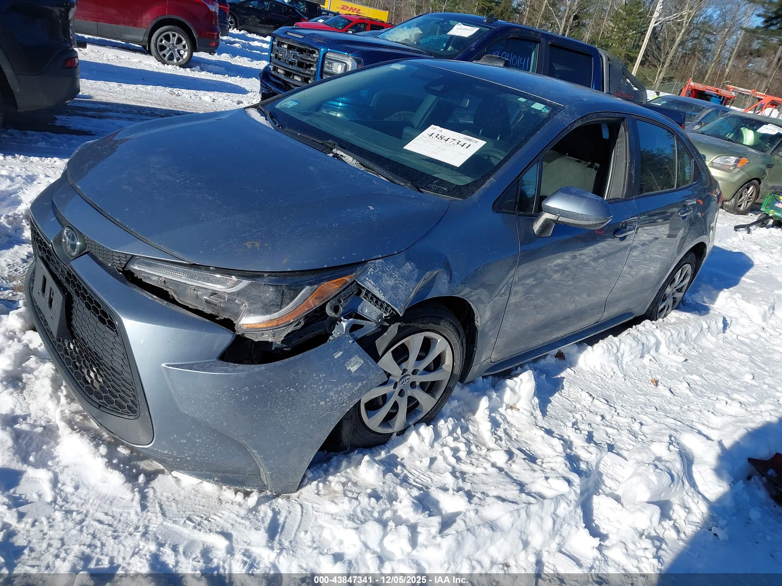 TOYOTA COROLLA image 2