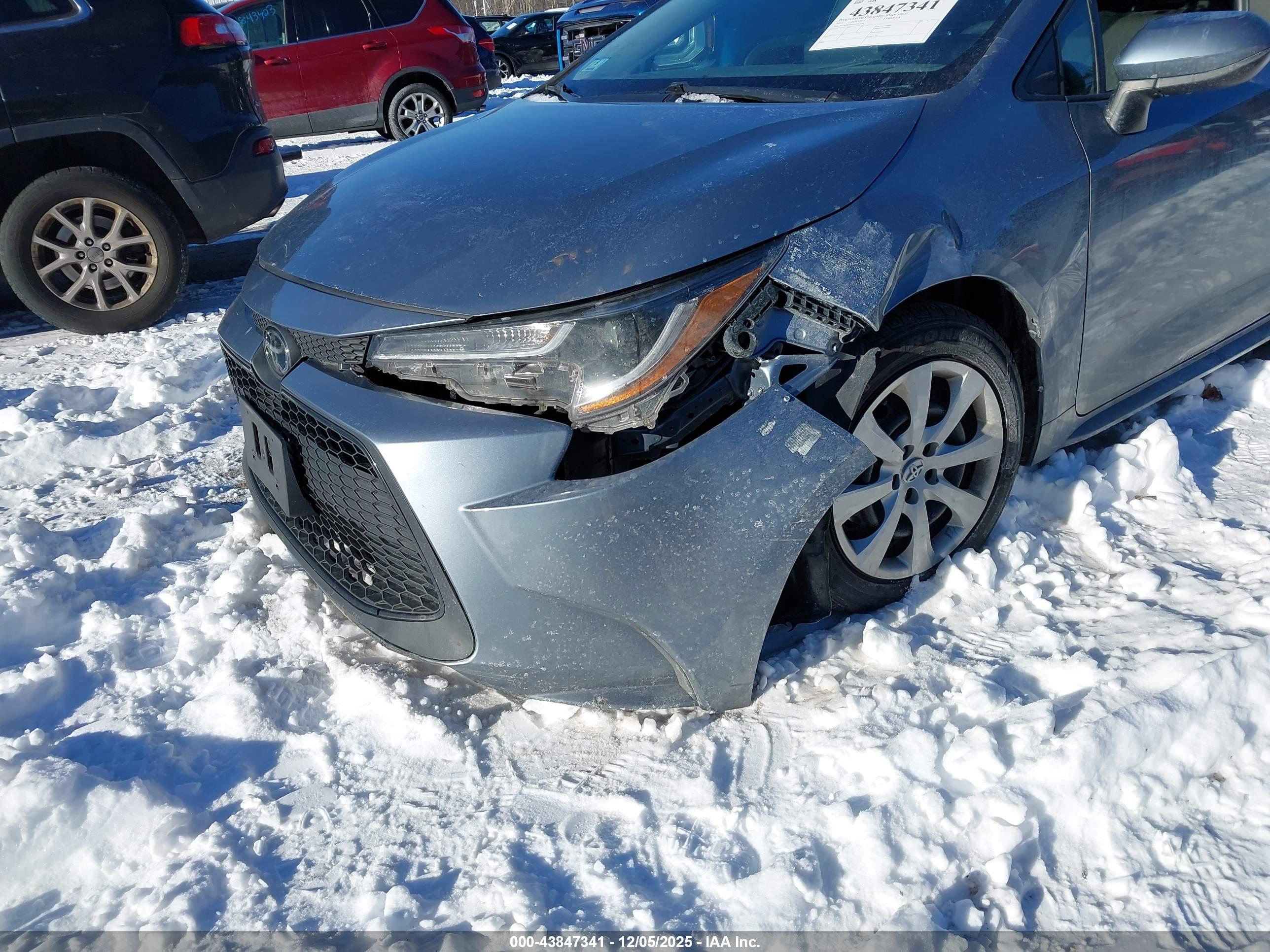 TOYOTA COROLLA image 6