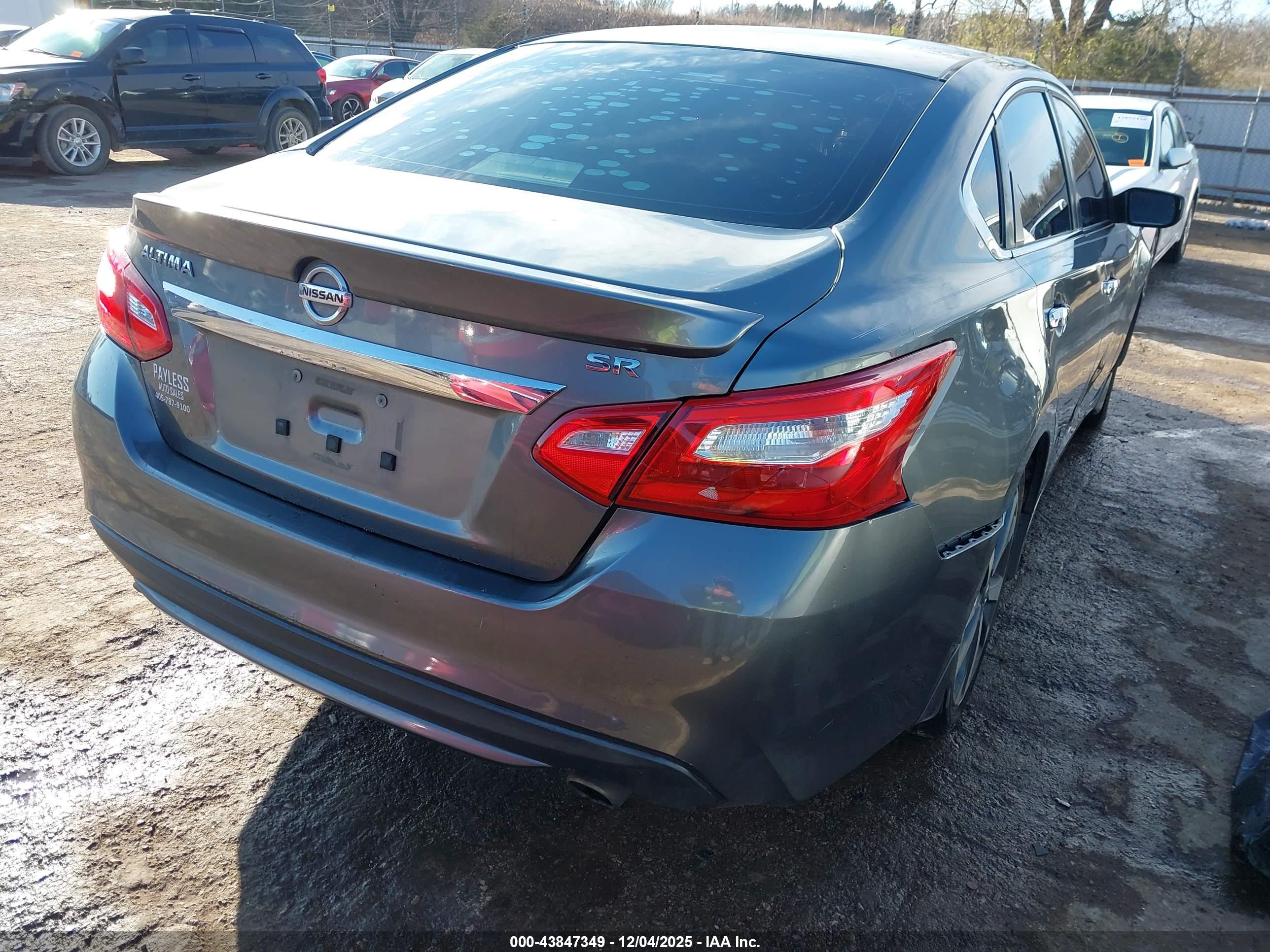 NISSAN ALTIMA image 4