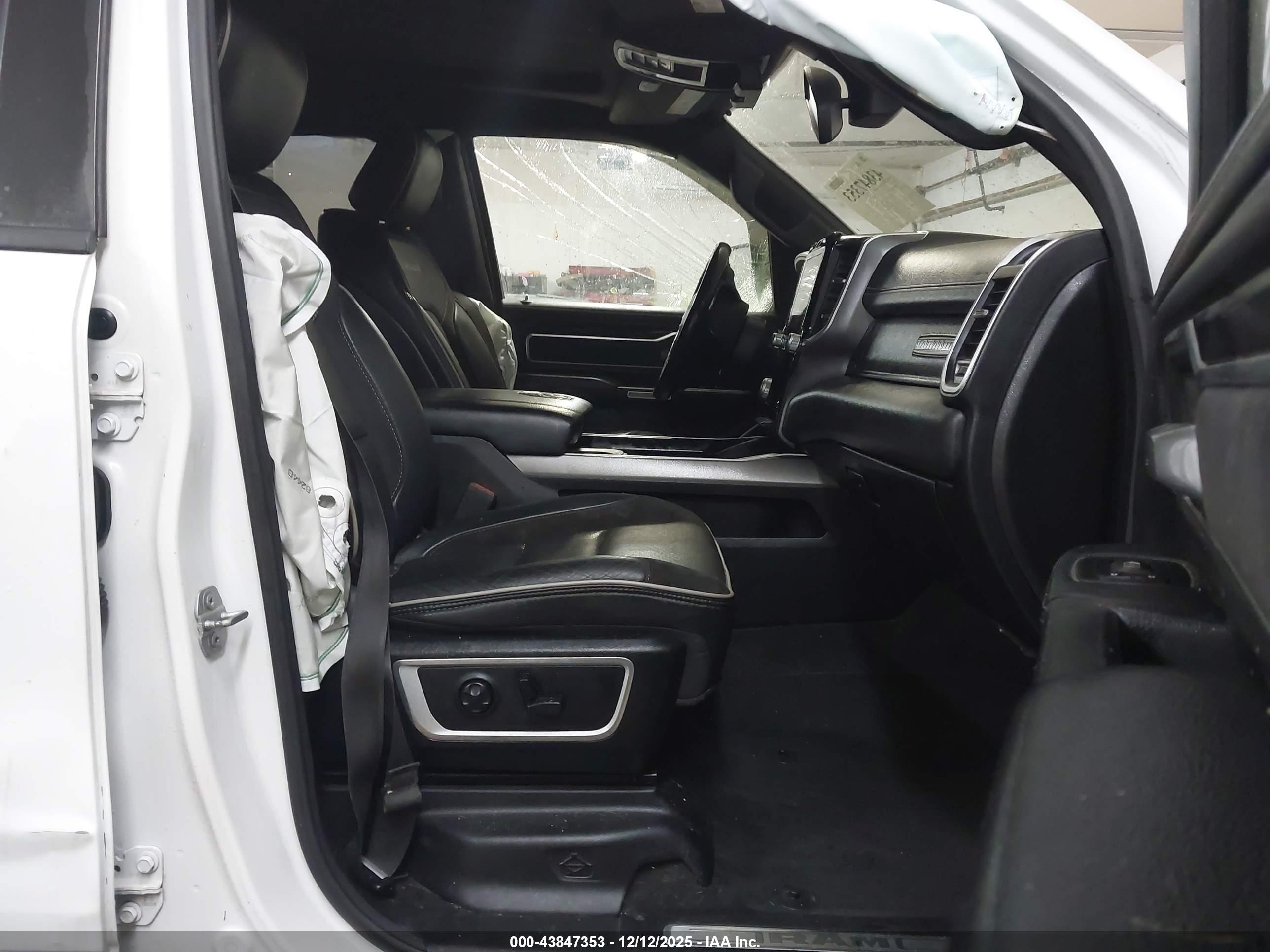 RAM 1500 image 5