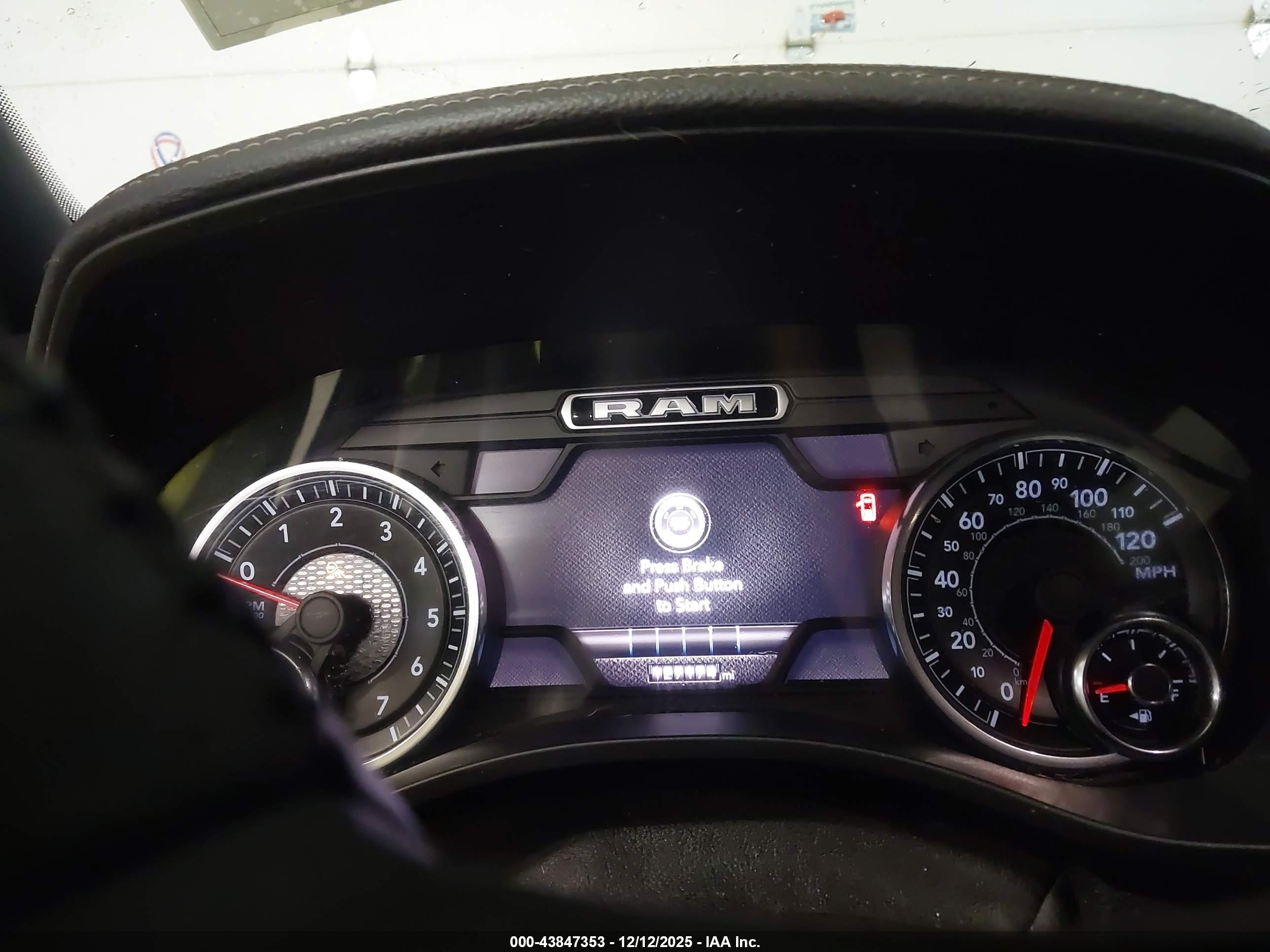 RAM 1500 image 7