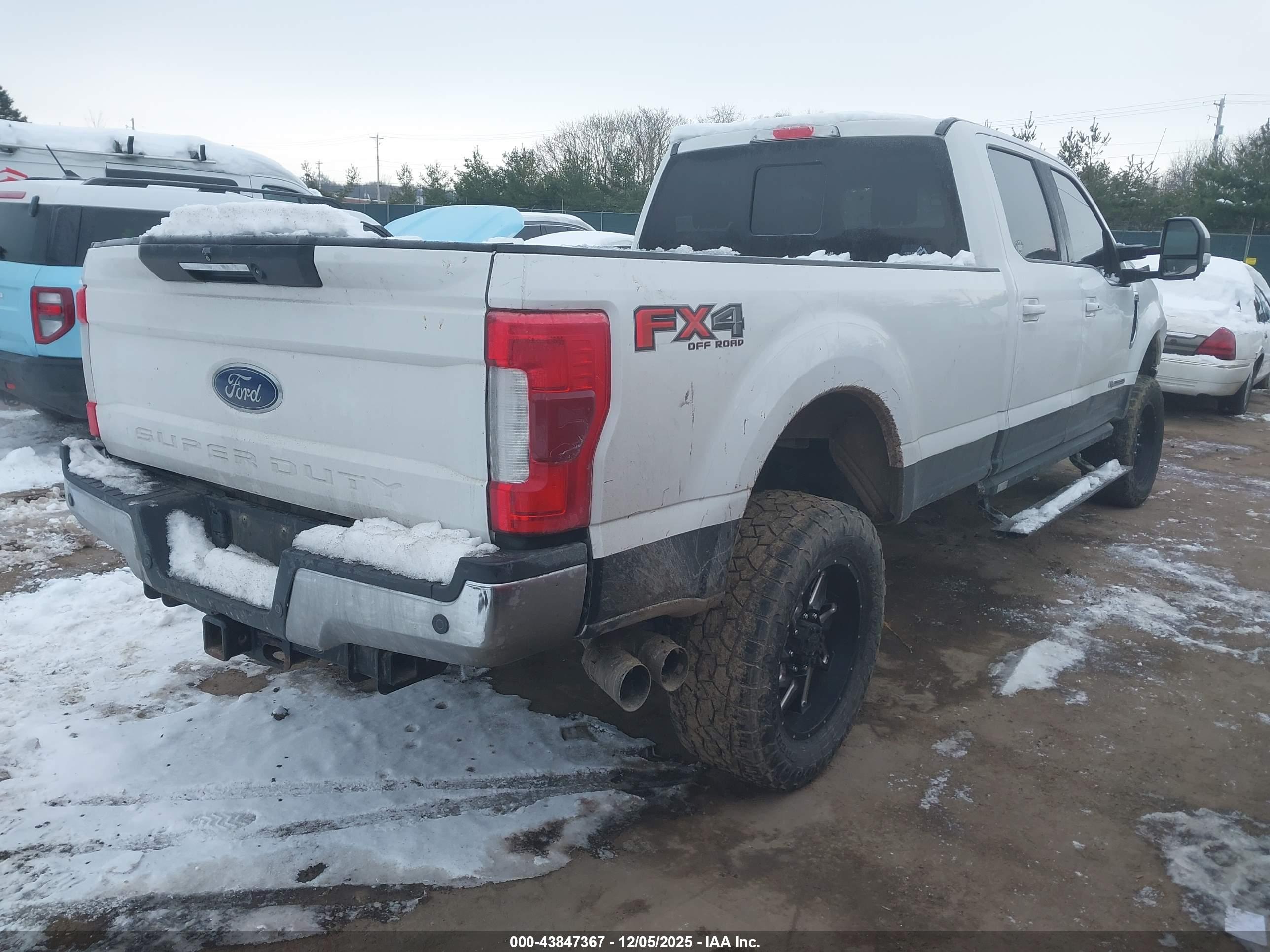FORD F-350 image 4