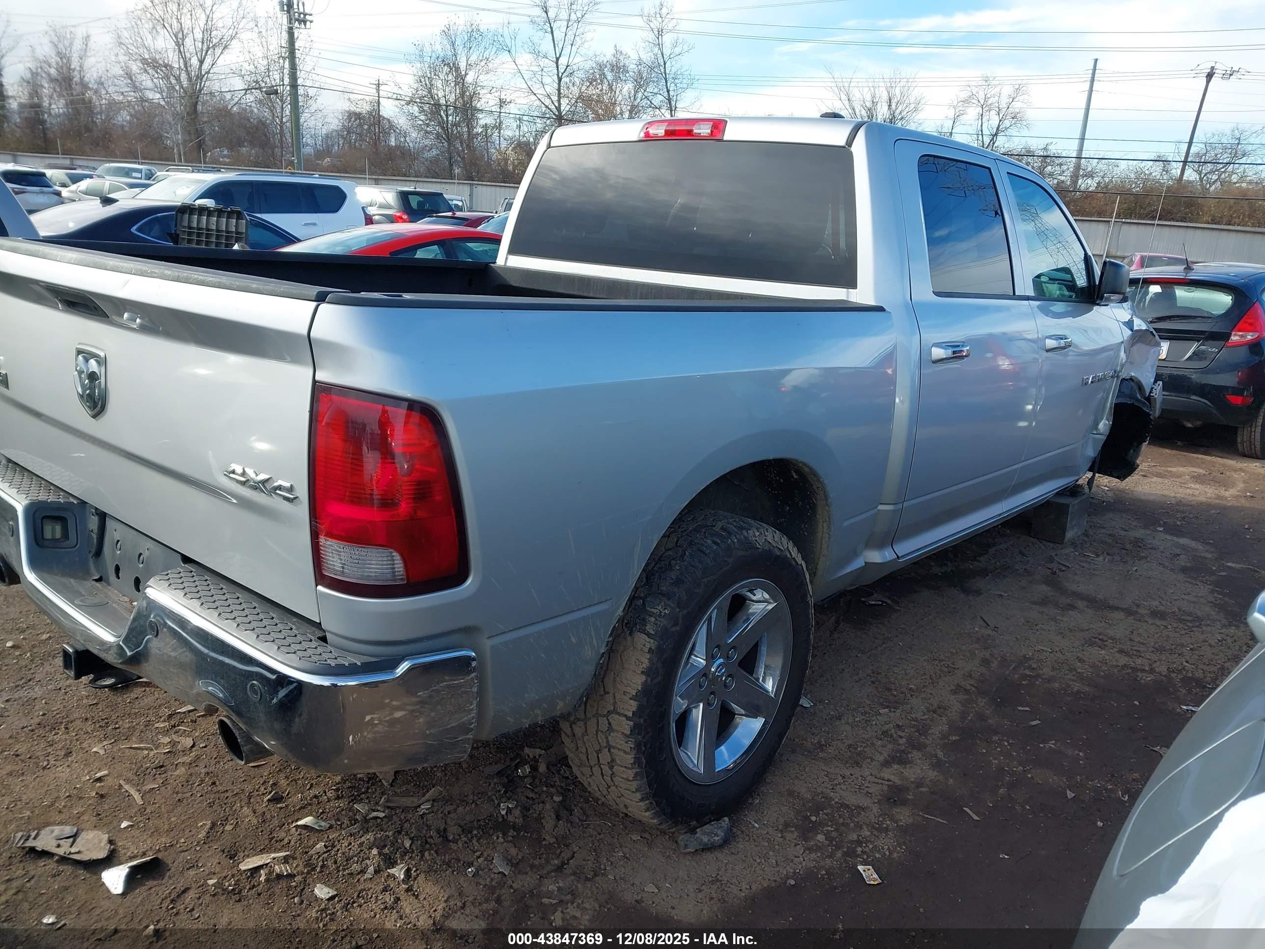 RAM 1500 image 4