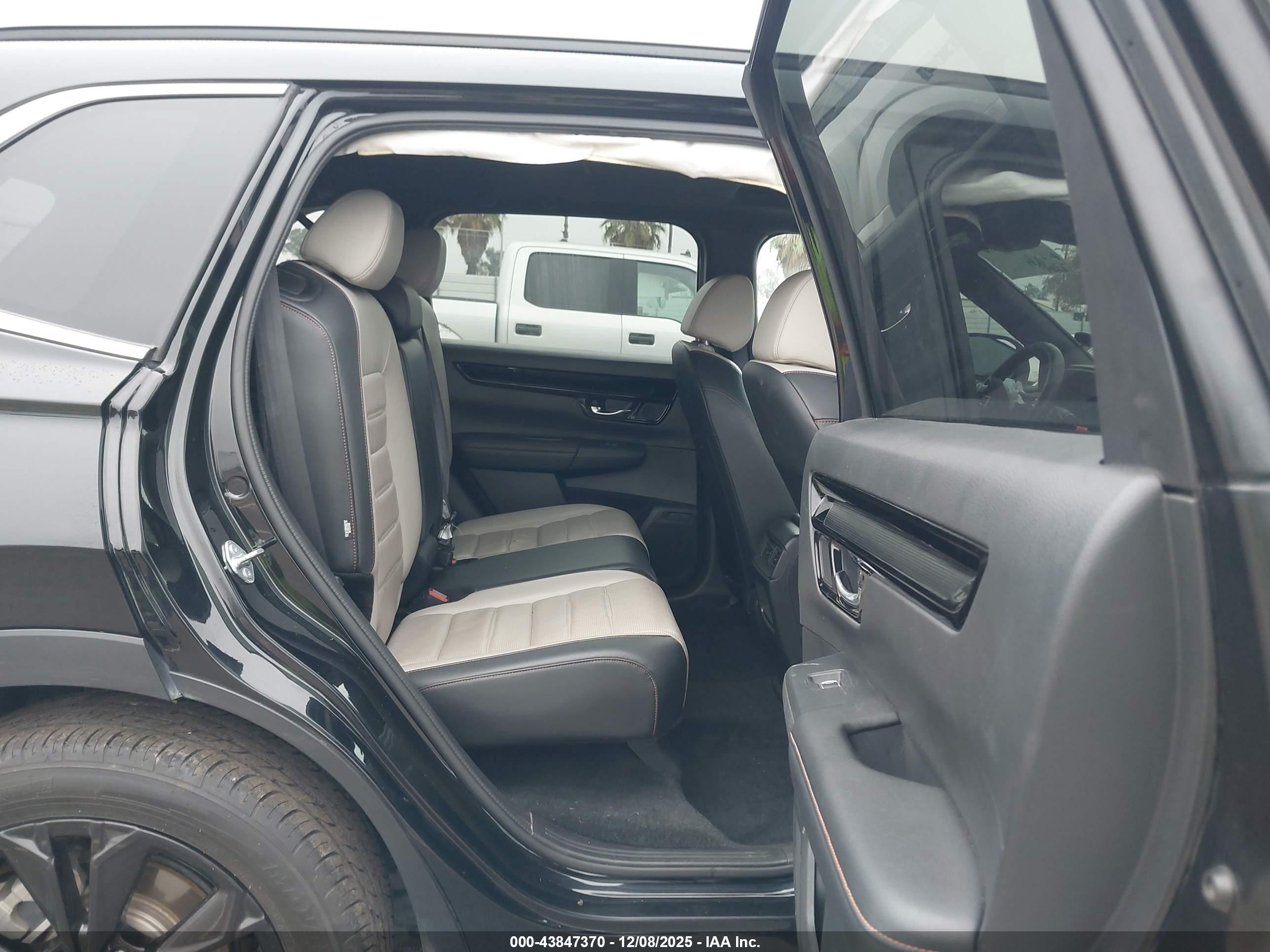 HONDA CR-V image 8