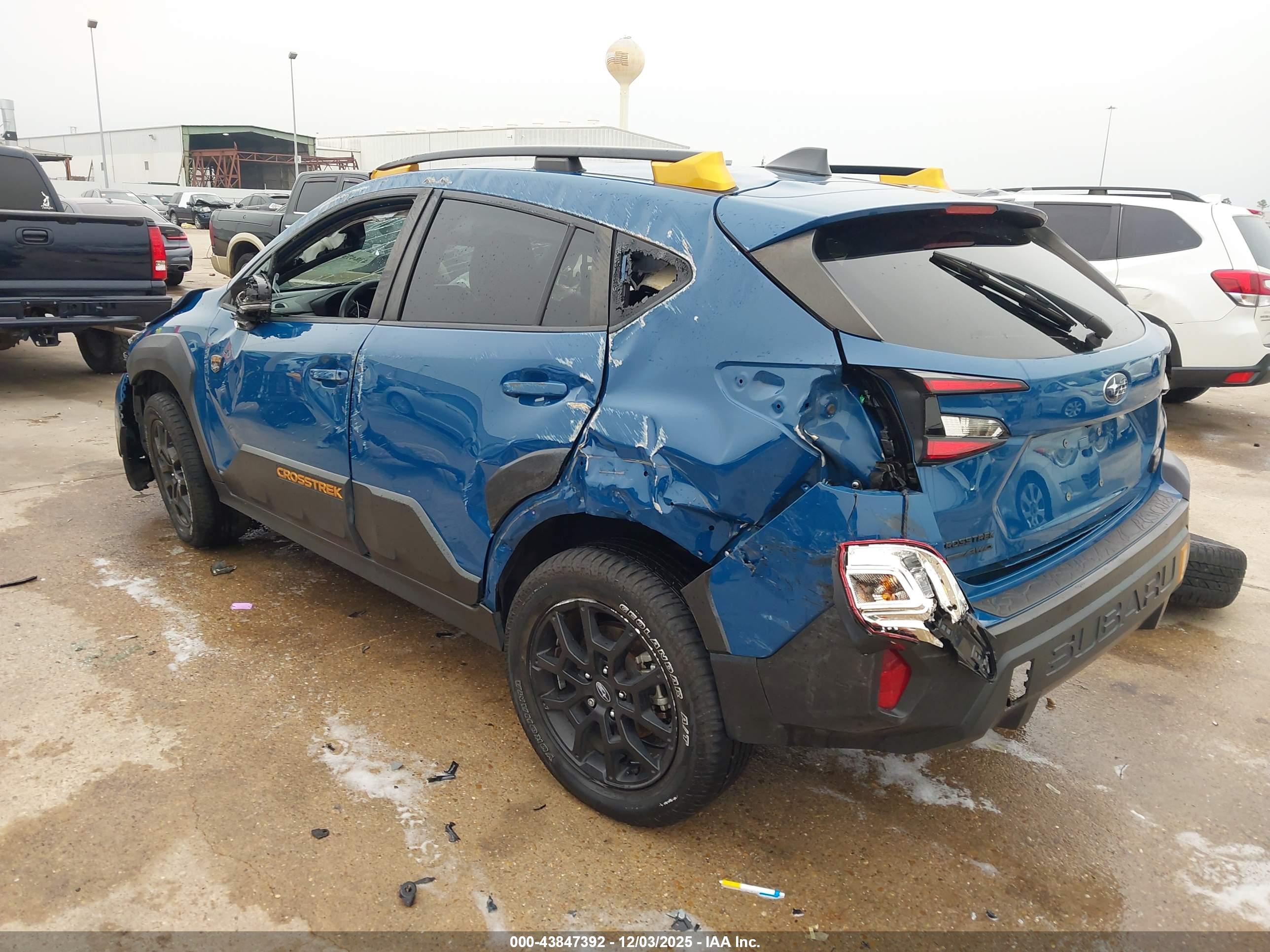 SUBARU CROSSTREK image 3