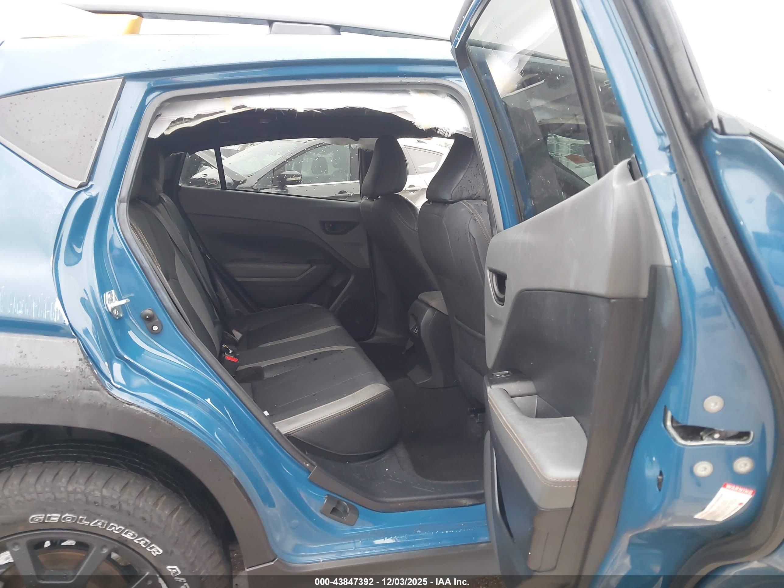 SUBARU CROSSTREK image 8