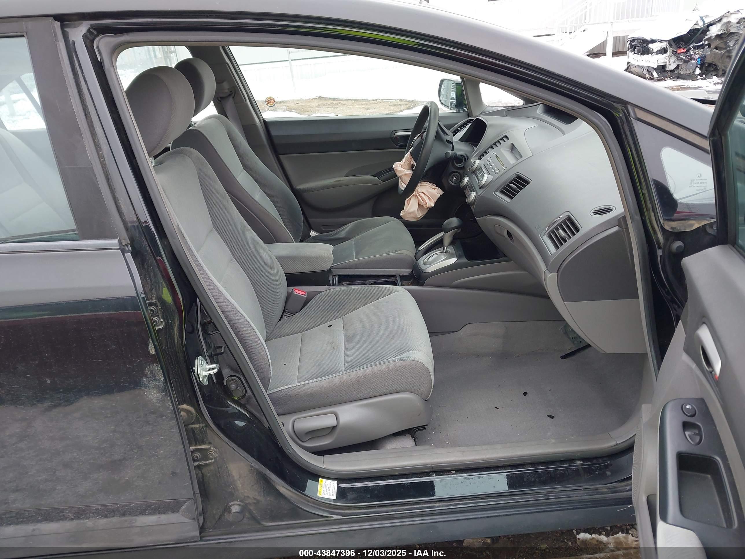 HONDA CIVIC image 5