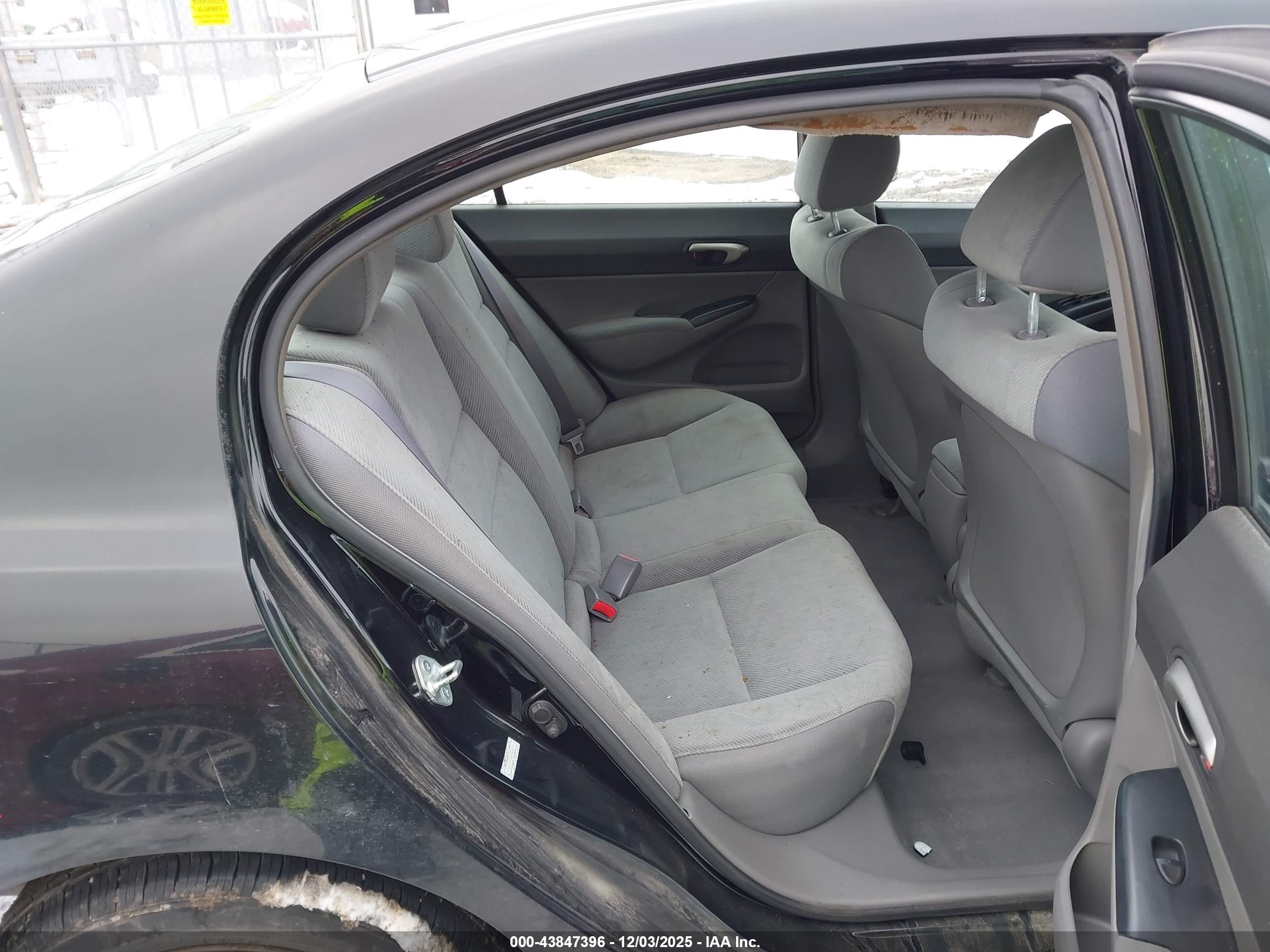 HONDA CIVIC image 8