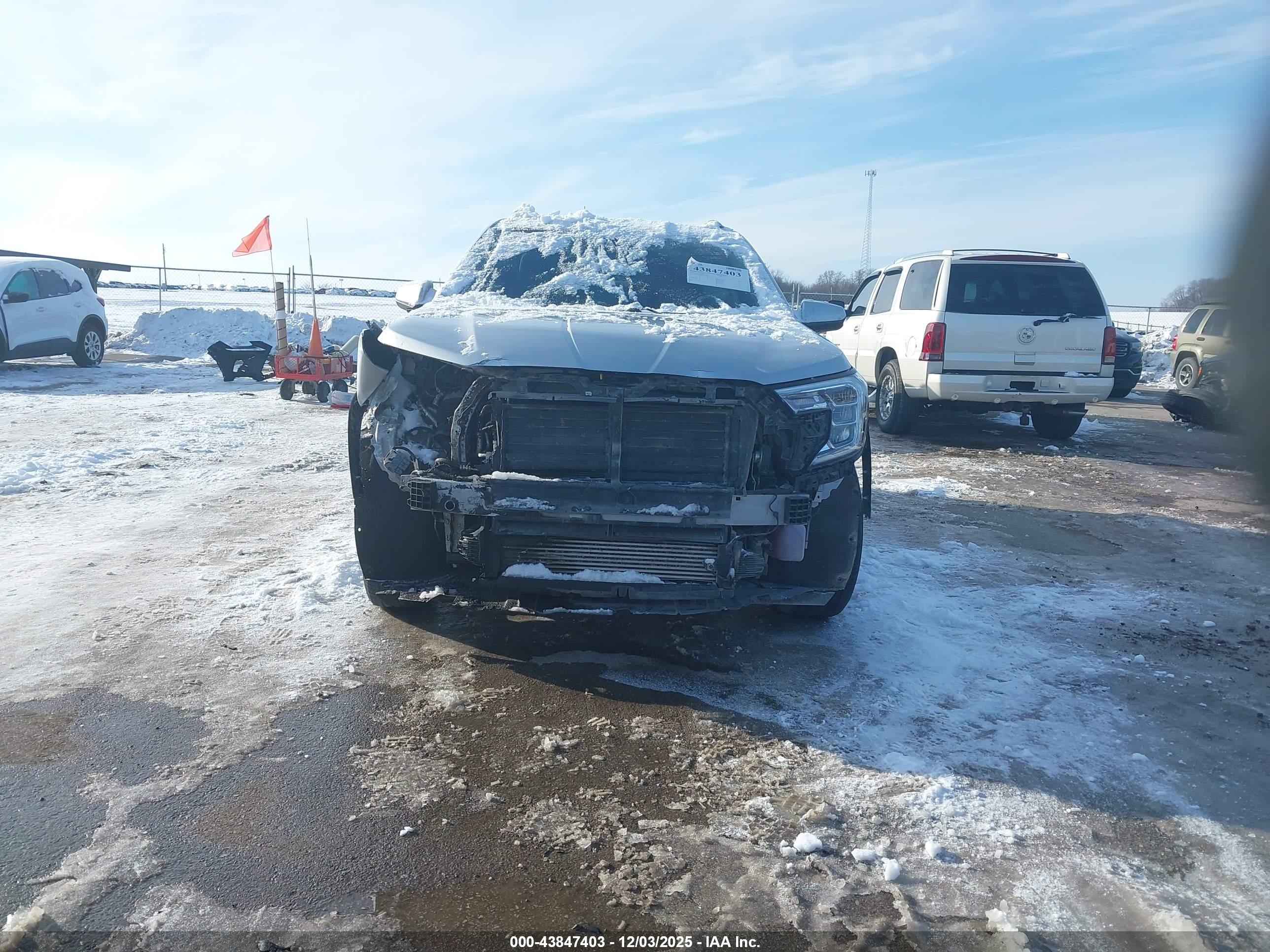 GMC TERRAIN image 6