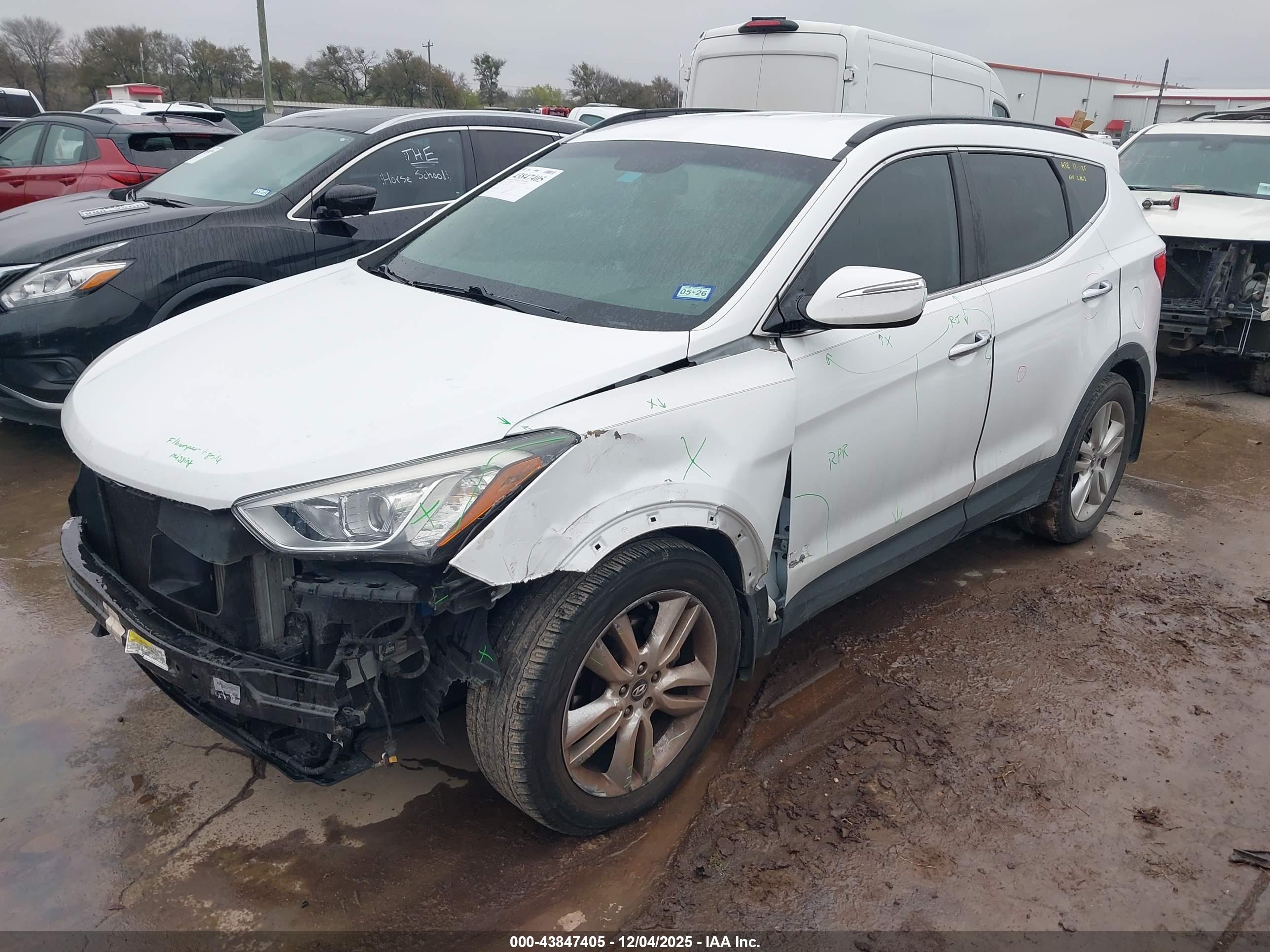 HYUNDAI SANTA image 2