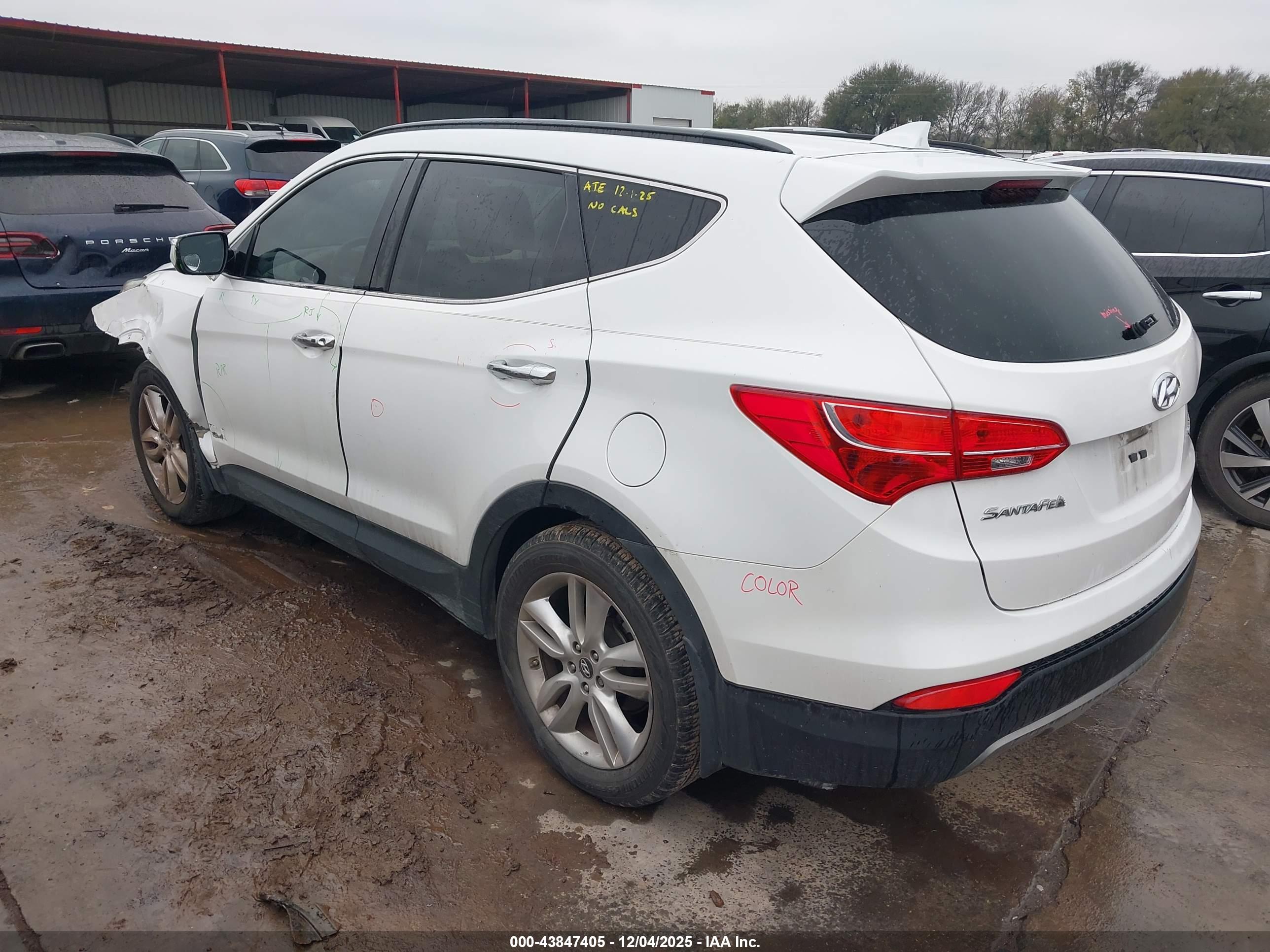 HYUNDAI SANTA image 3