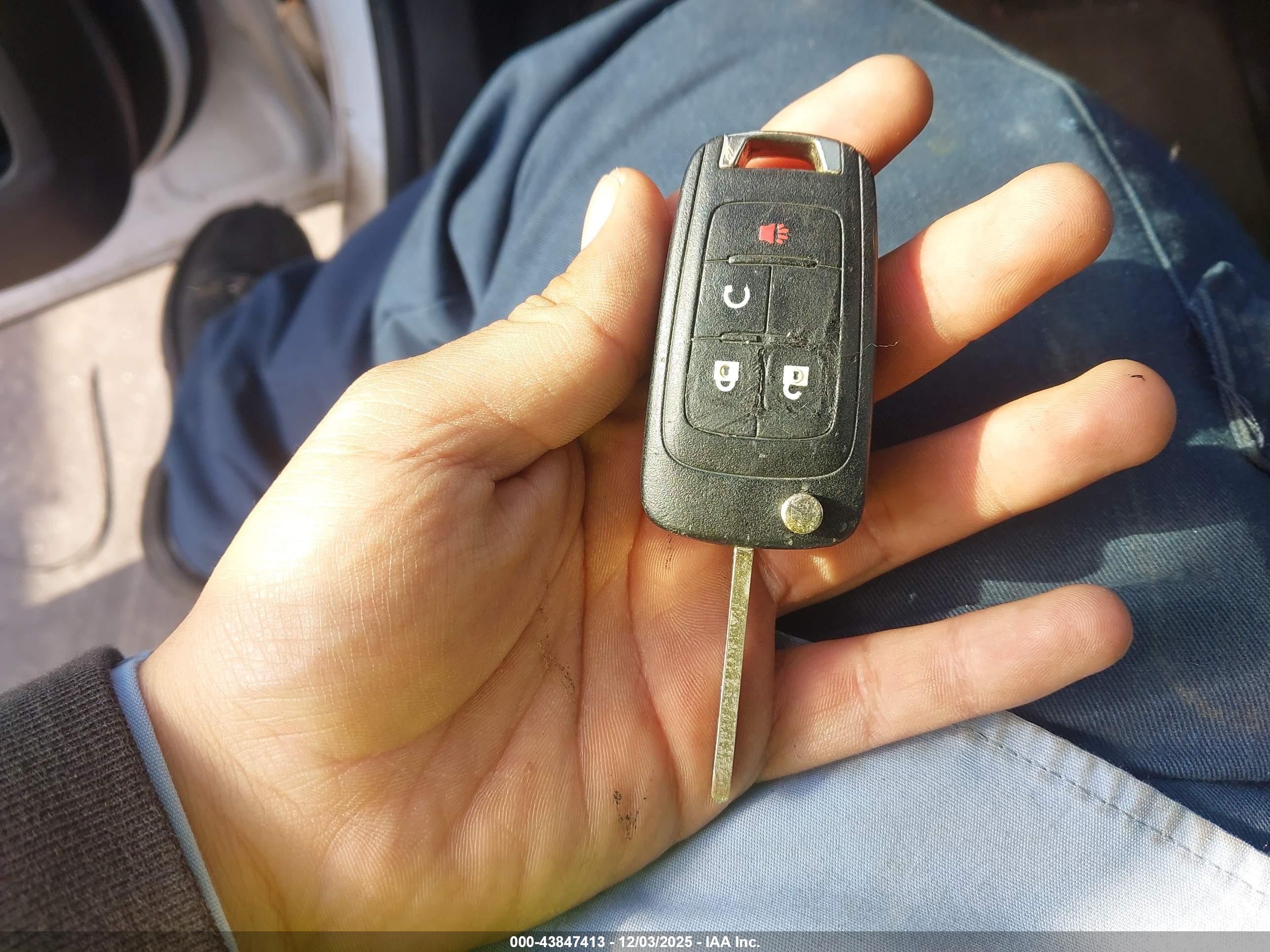 GMC TERRAIN image 11