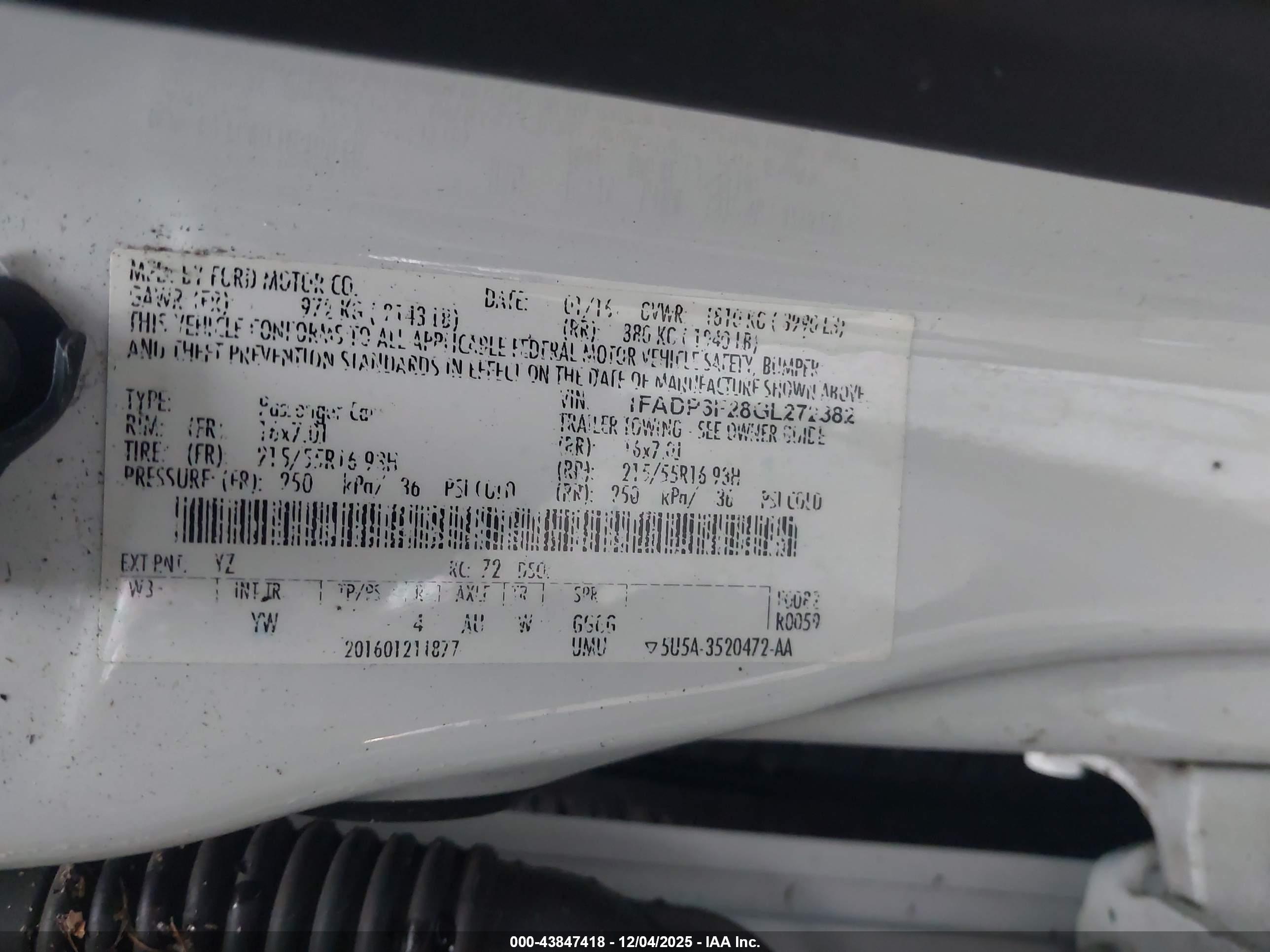 FORD FOCUS image 9