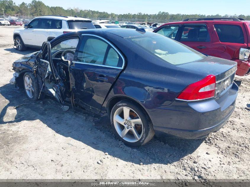 VOLVO S80 image 3