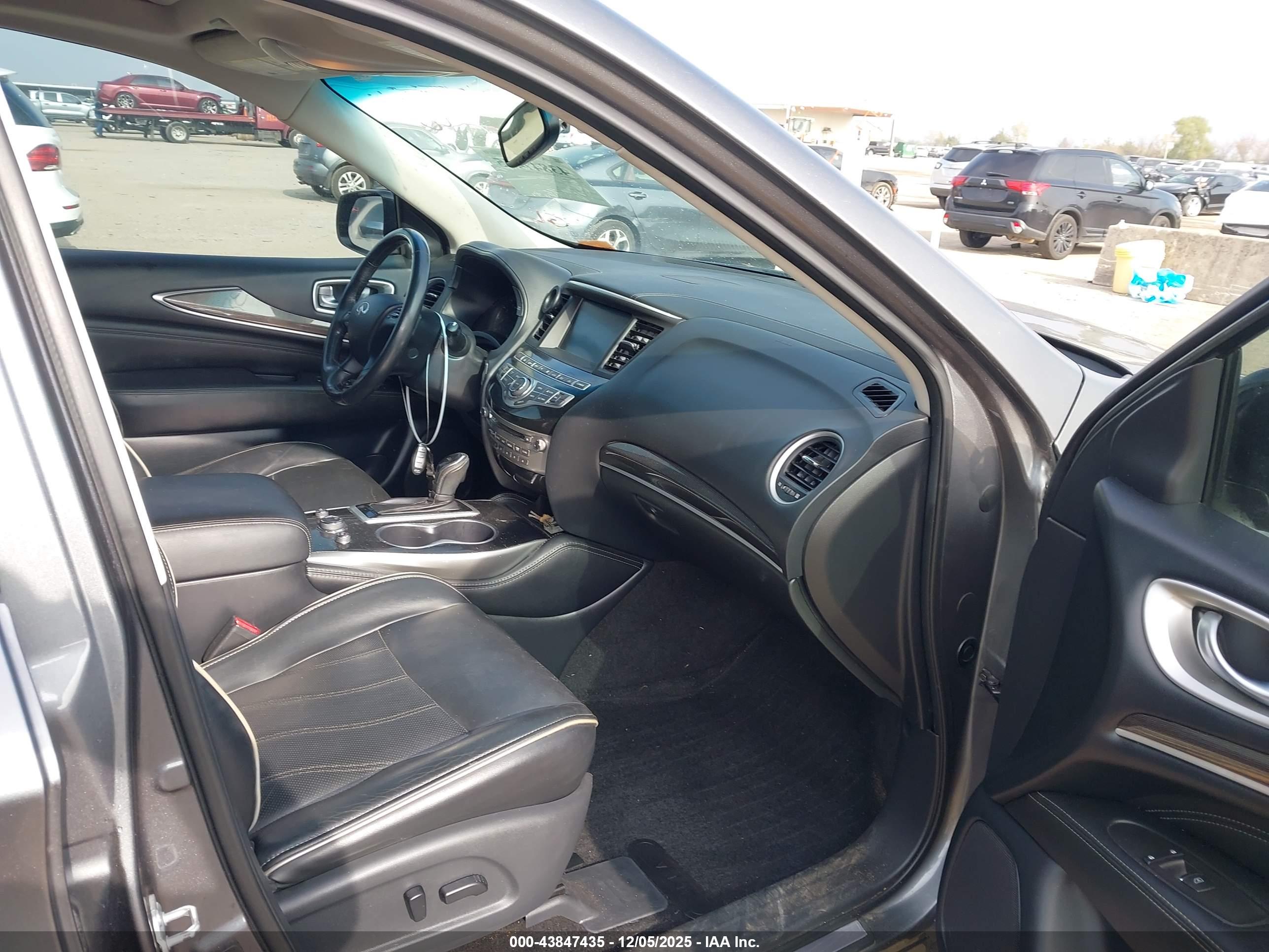 INFINITI QX60 image 5