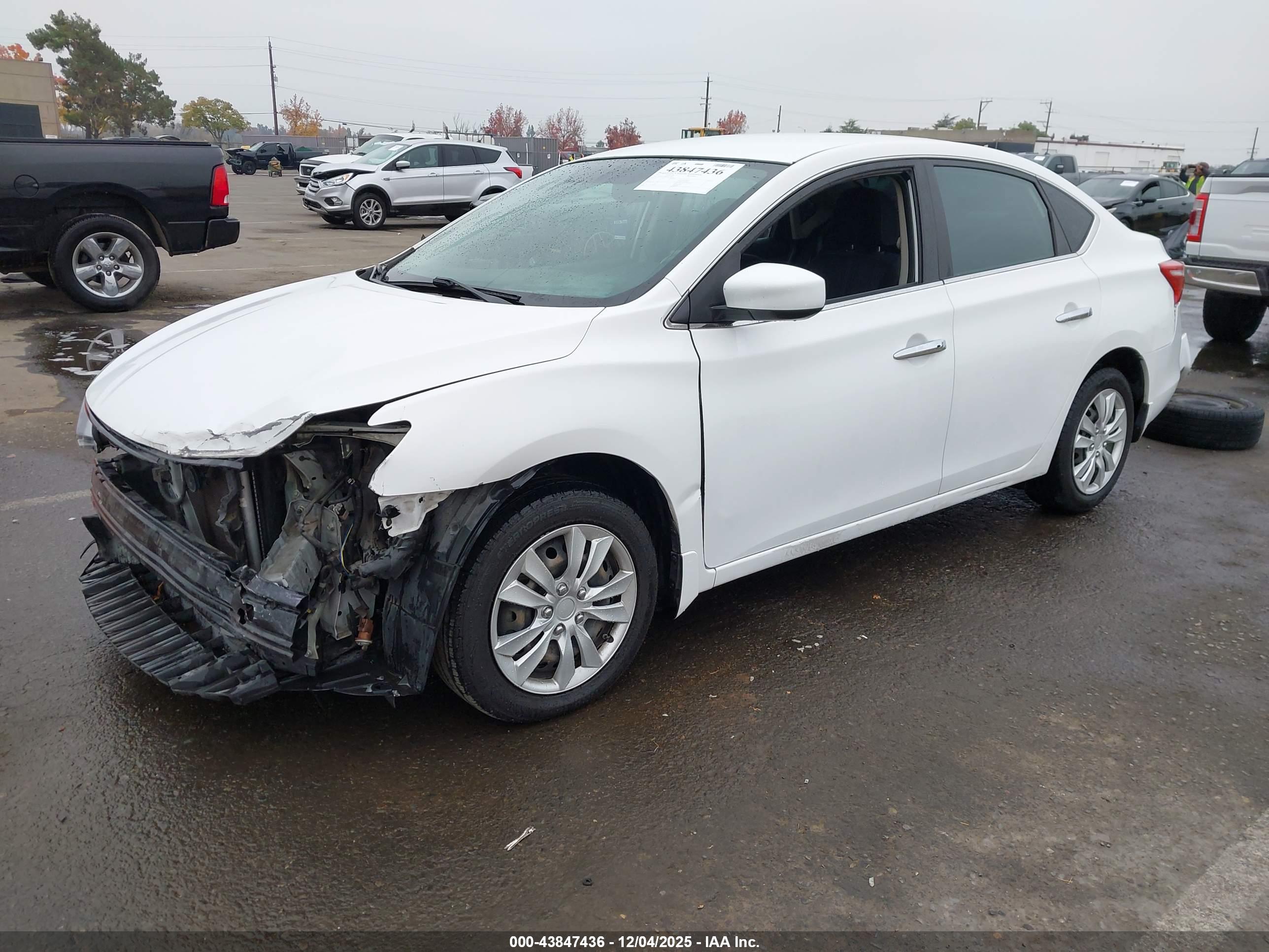 NISSAN SENTRA image 2