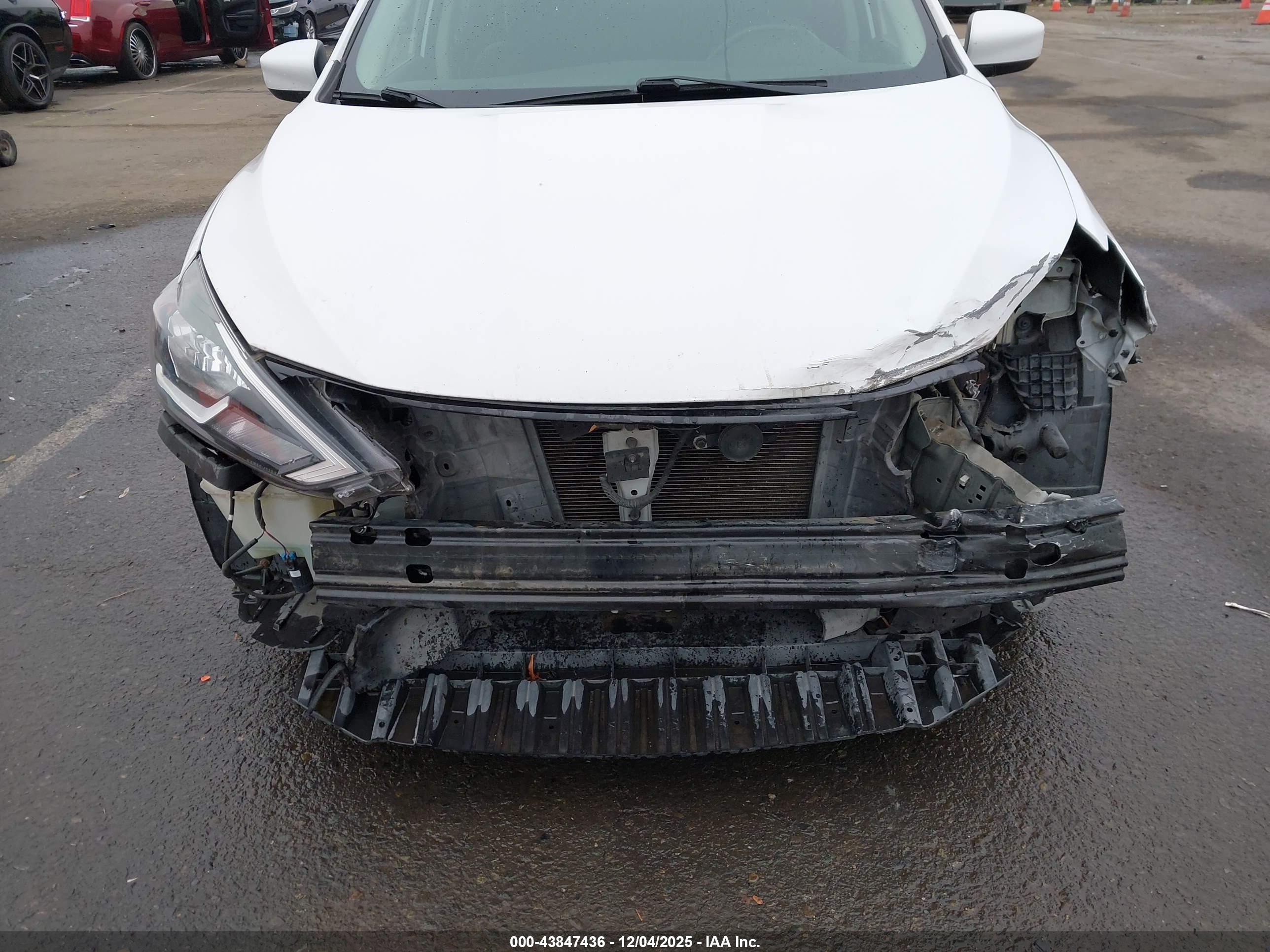 NISSAN SENTRA image 6