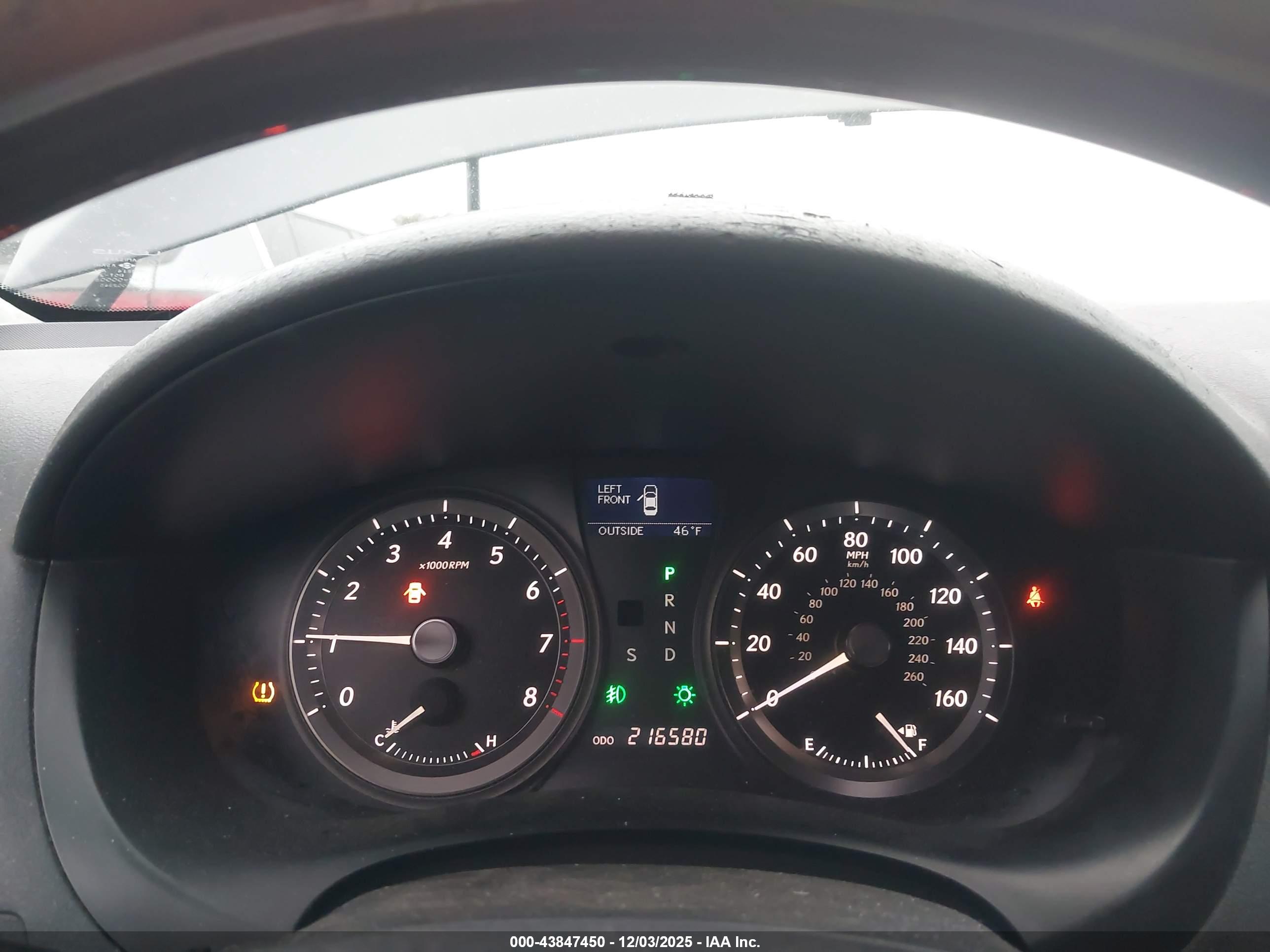 LEXUS ES image 7