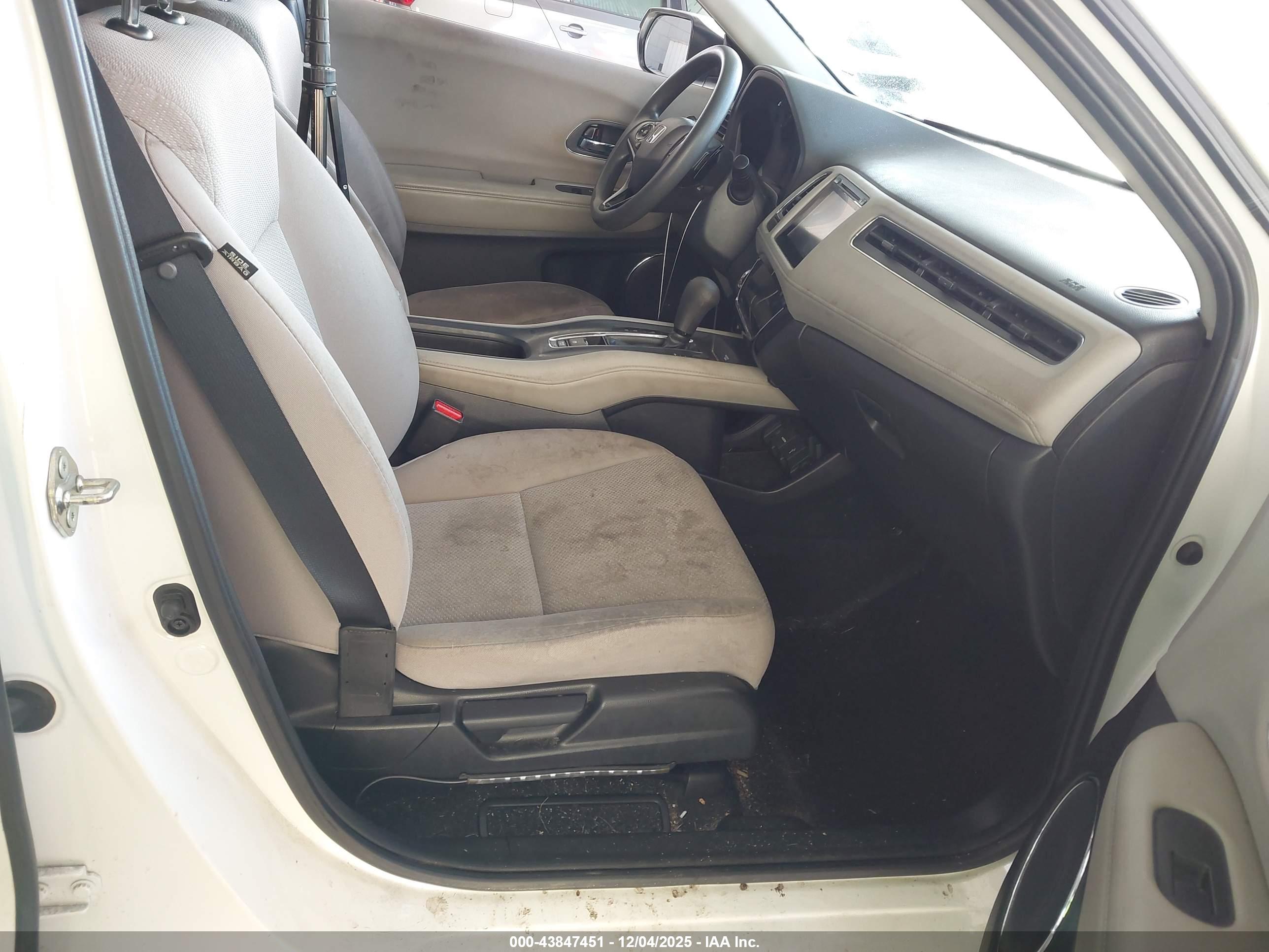 HONDA HR-V image 5