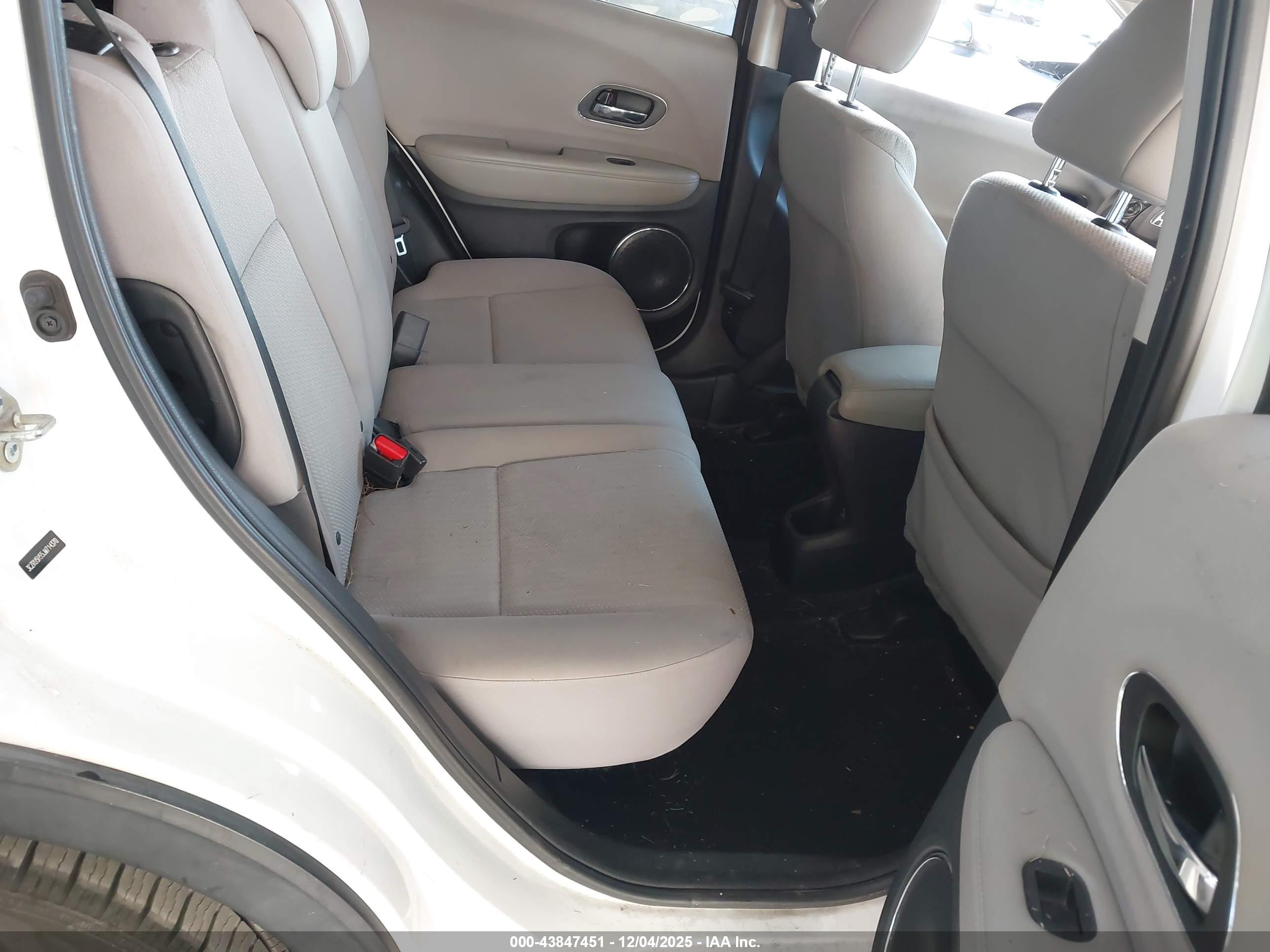 HONDA HR-V image 8