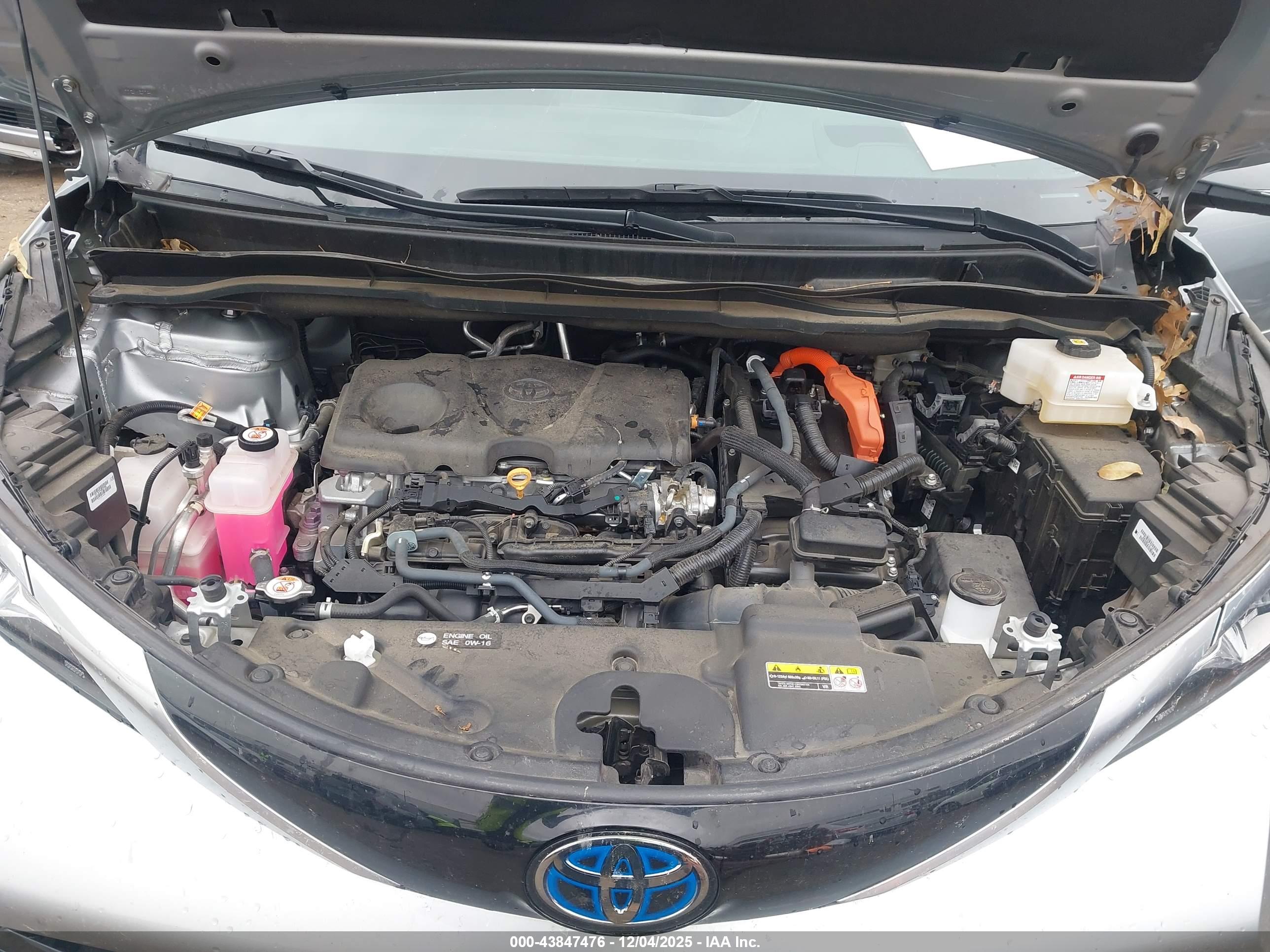 TOYOTA SIENNA image 10