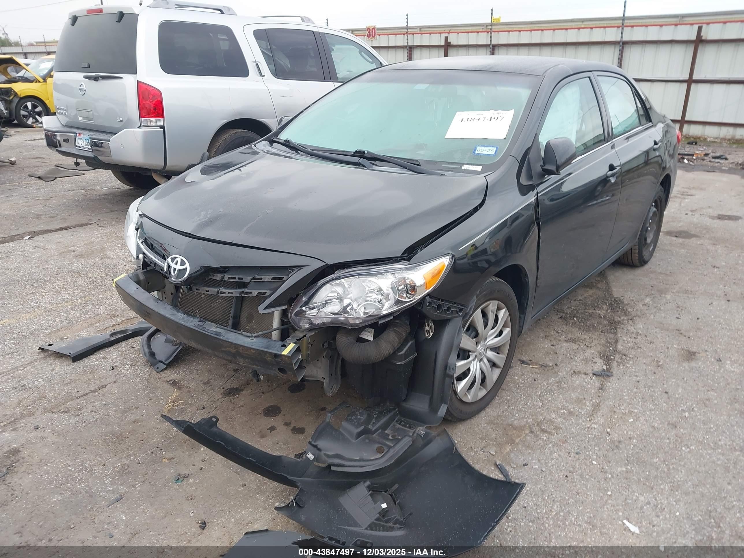TOYOTA COROLLA image 6