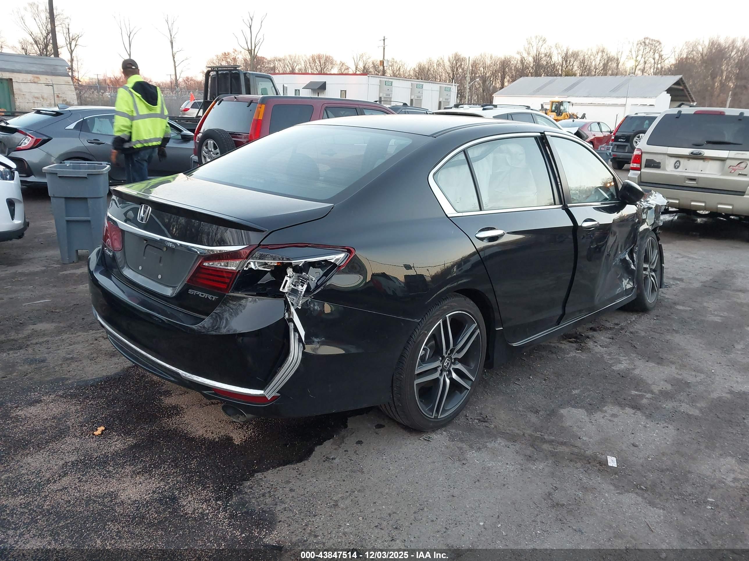 HONDA ACCORD image 4