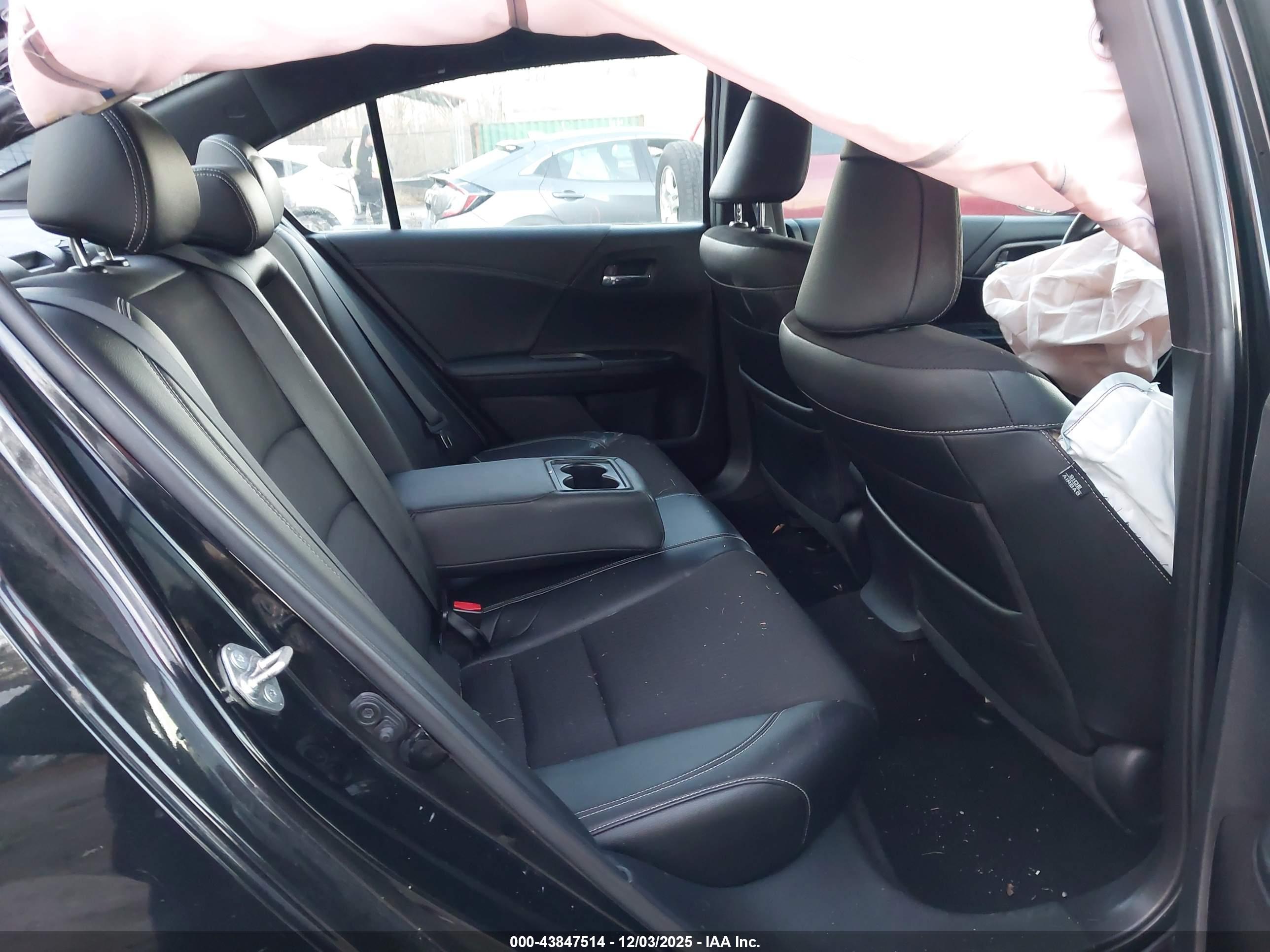 HONDA ACCORD image 8