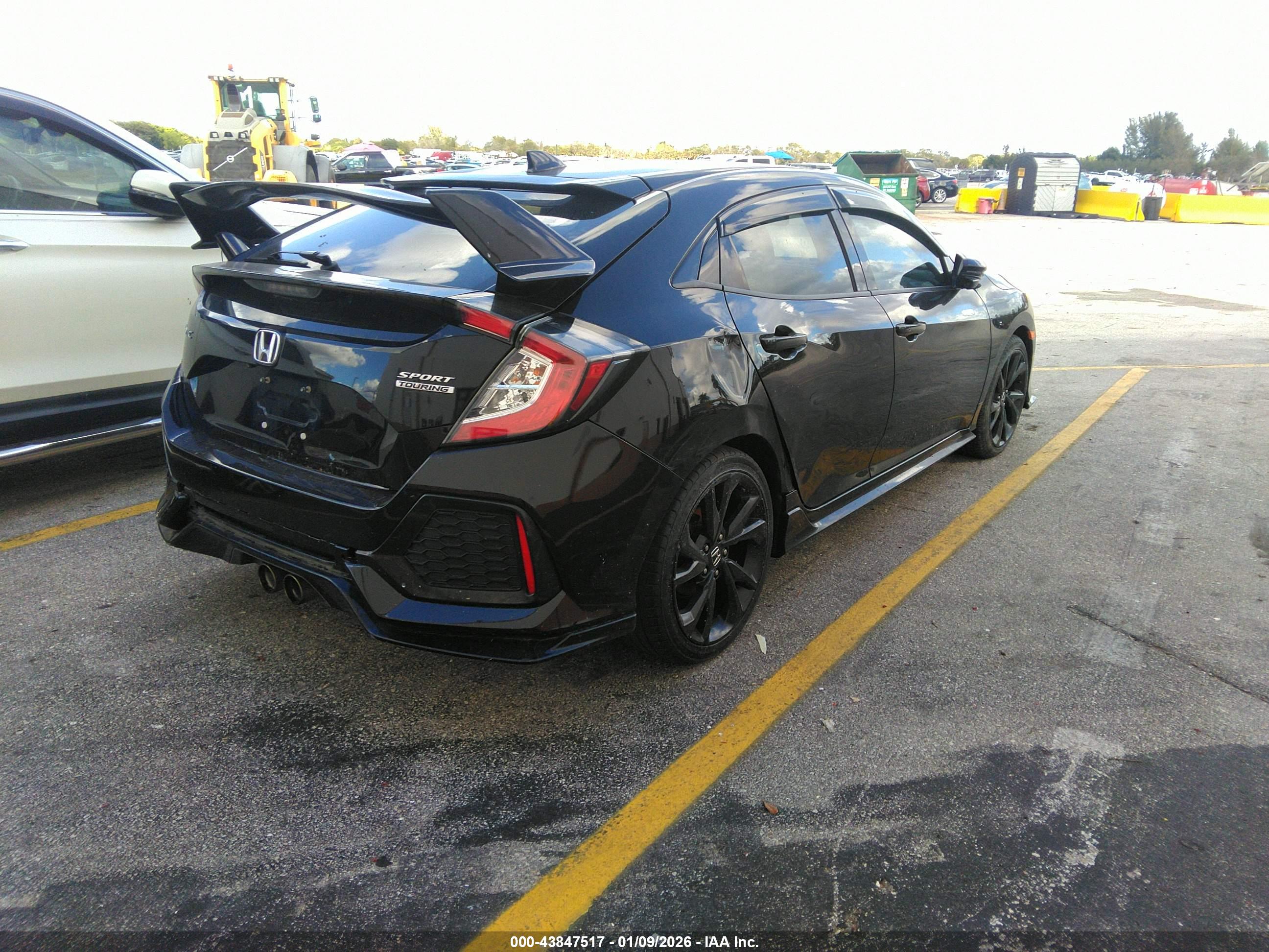 HONDA CIVIC image 4
