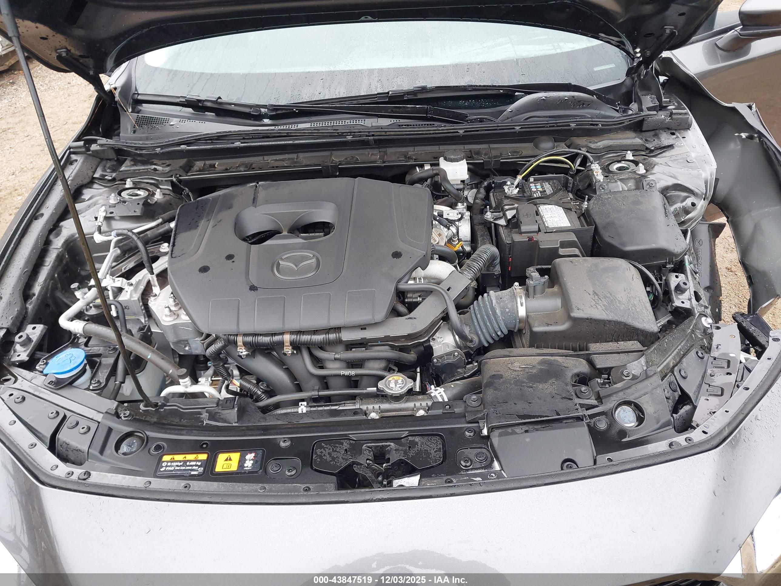 MAZDA MAZDA3 image 10