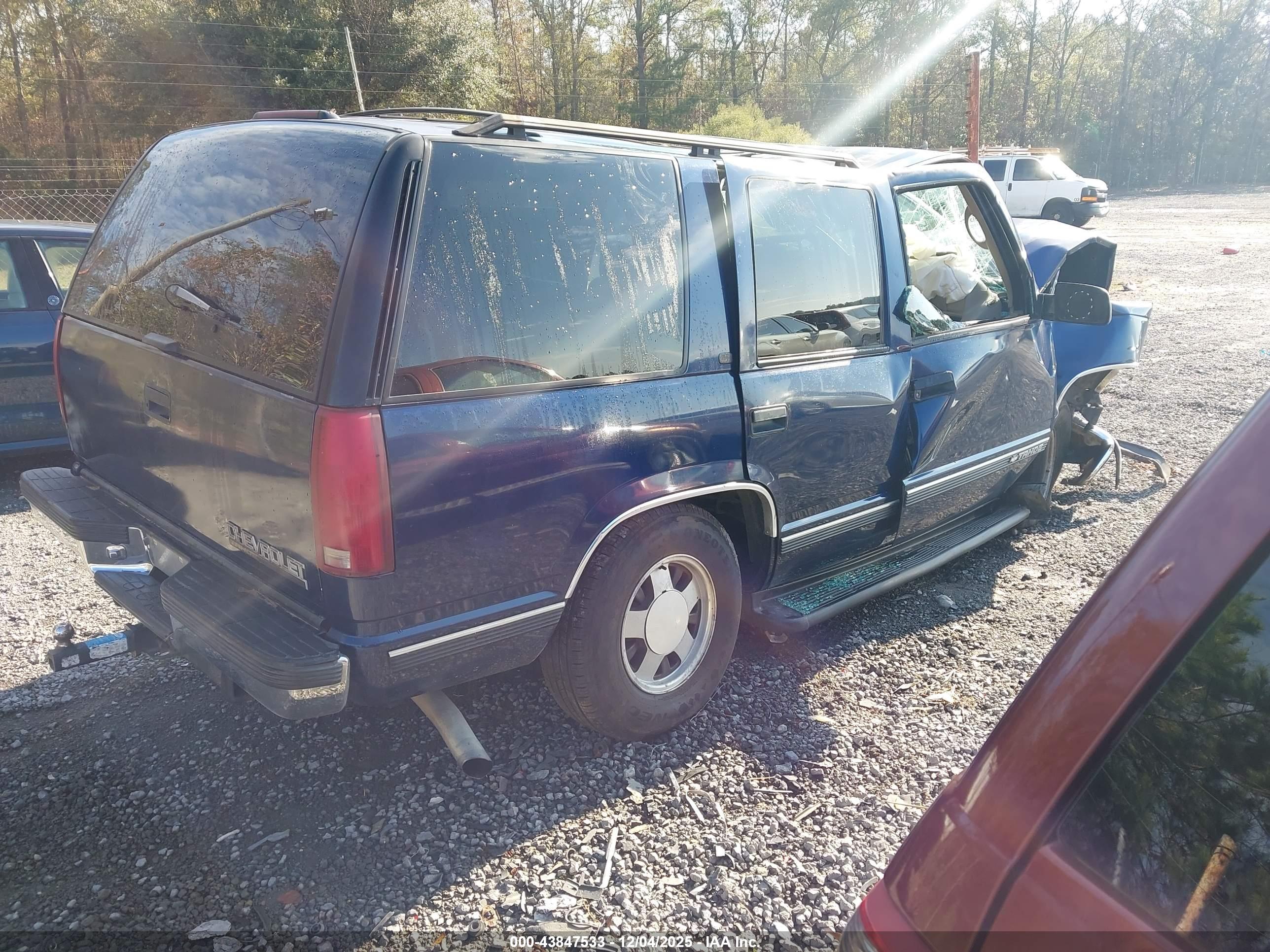 CHEVROLET TAHOE image 4