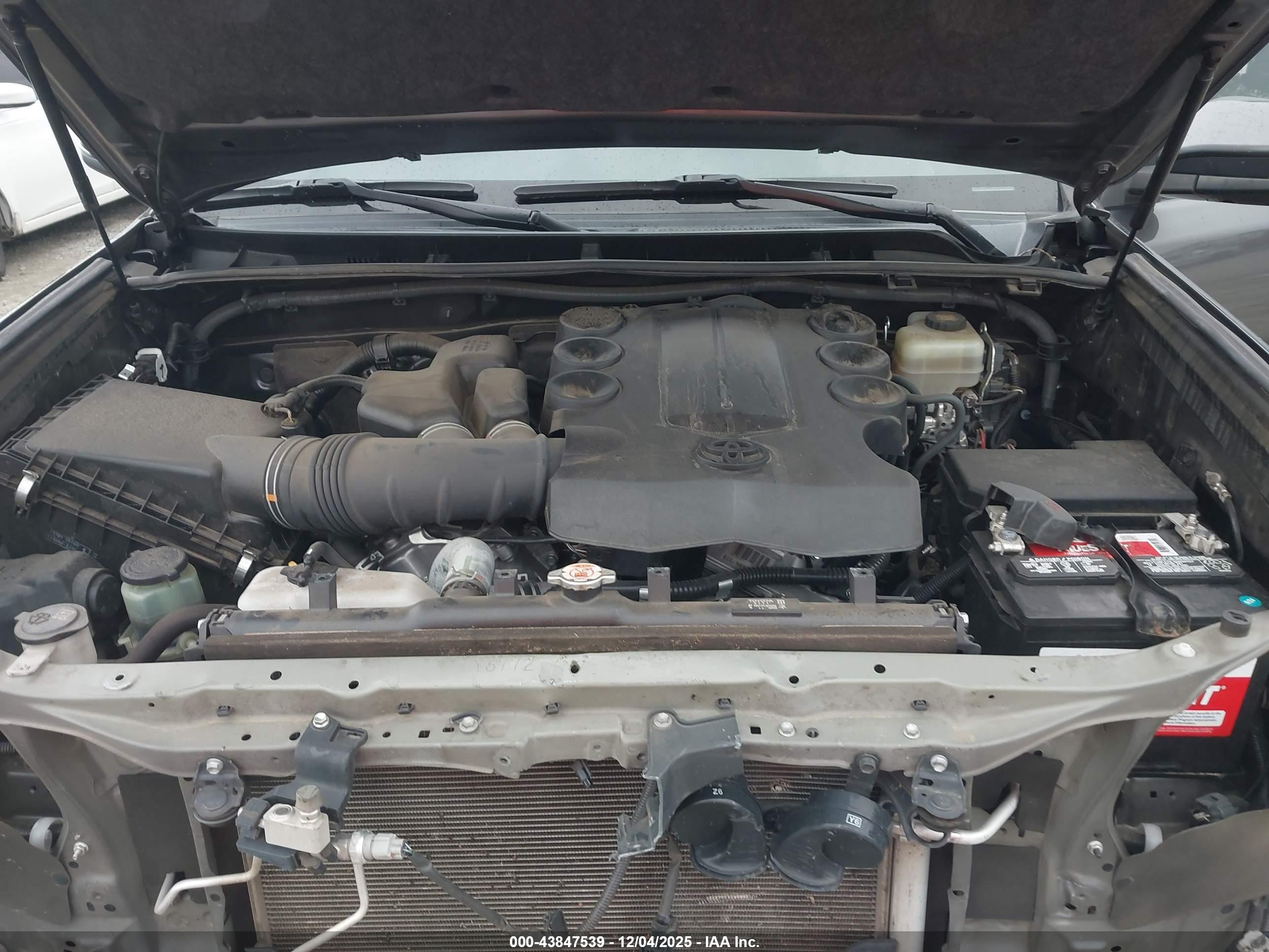 TOYOTA 4RUNNER image 10